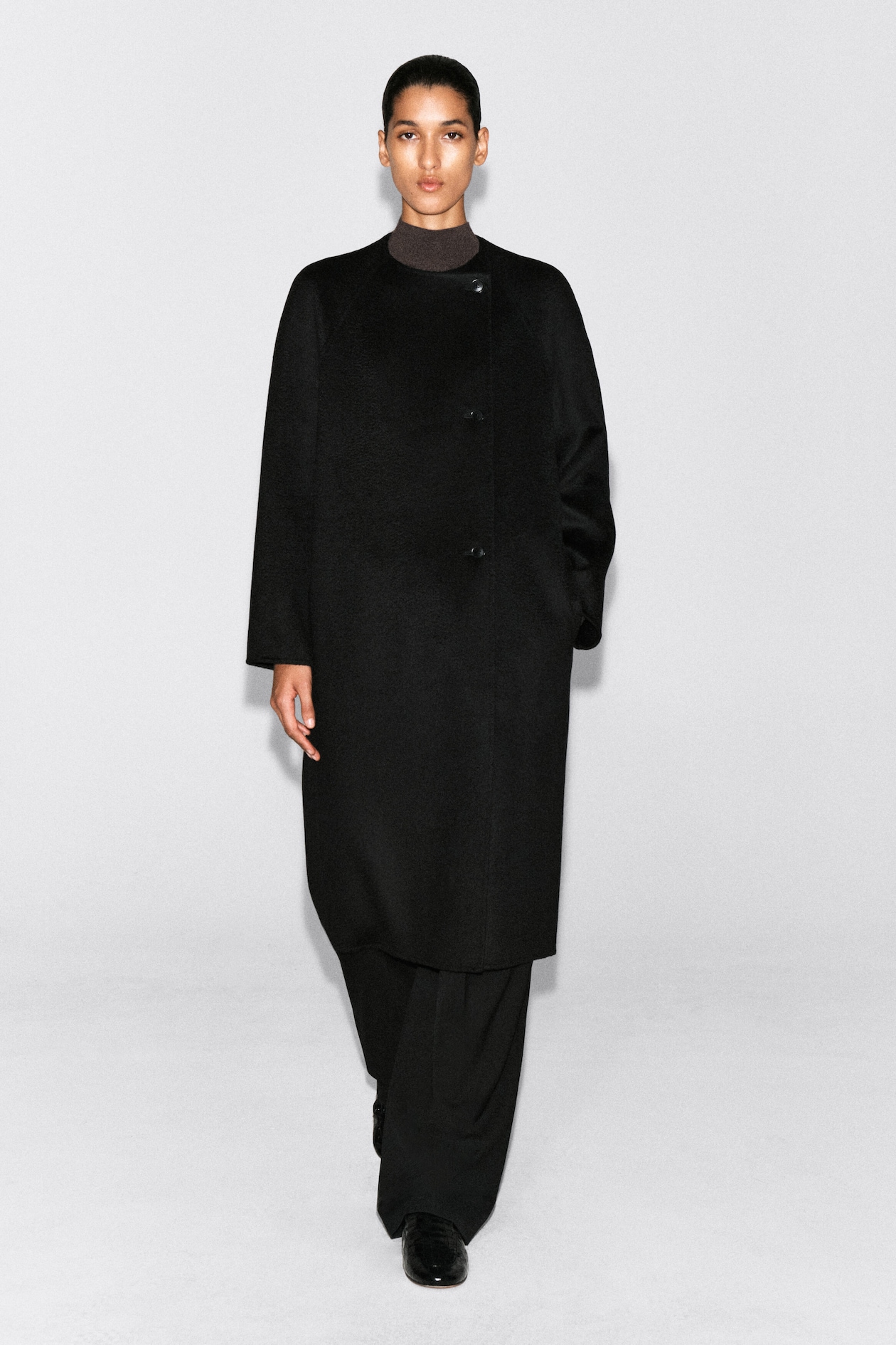 DOUBLE-FACED CASHMERE LONG COAT — BLACK