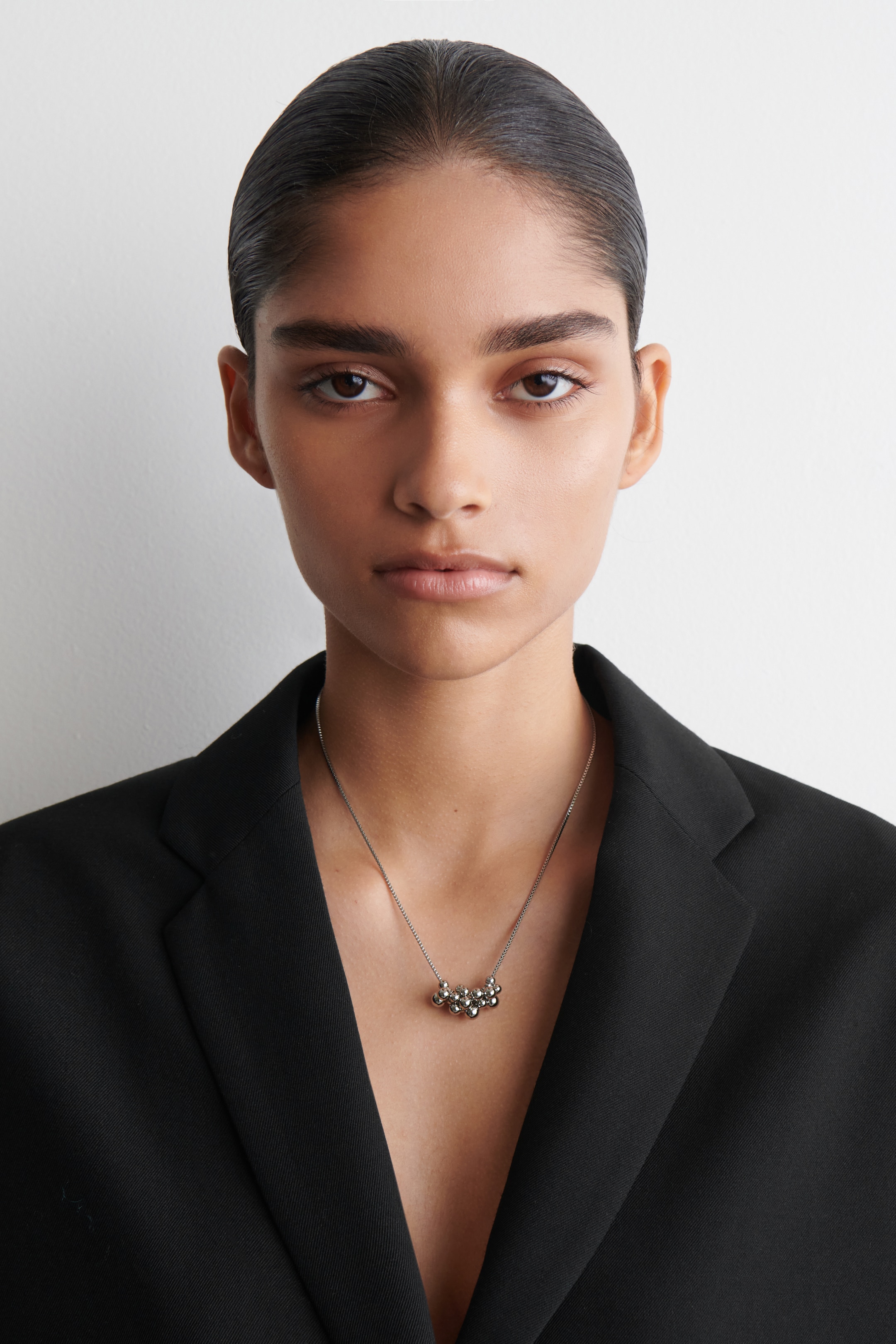 Agrandir l'image: COLLIER GRAPPE - ARGENTÉ - FEMME | H&M FR 1