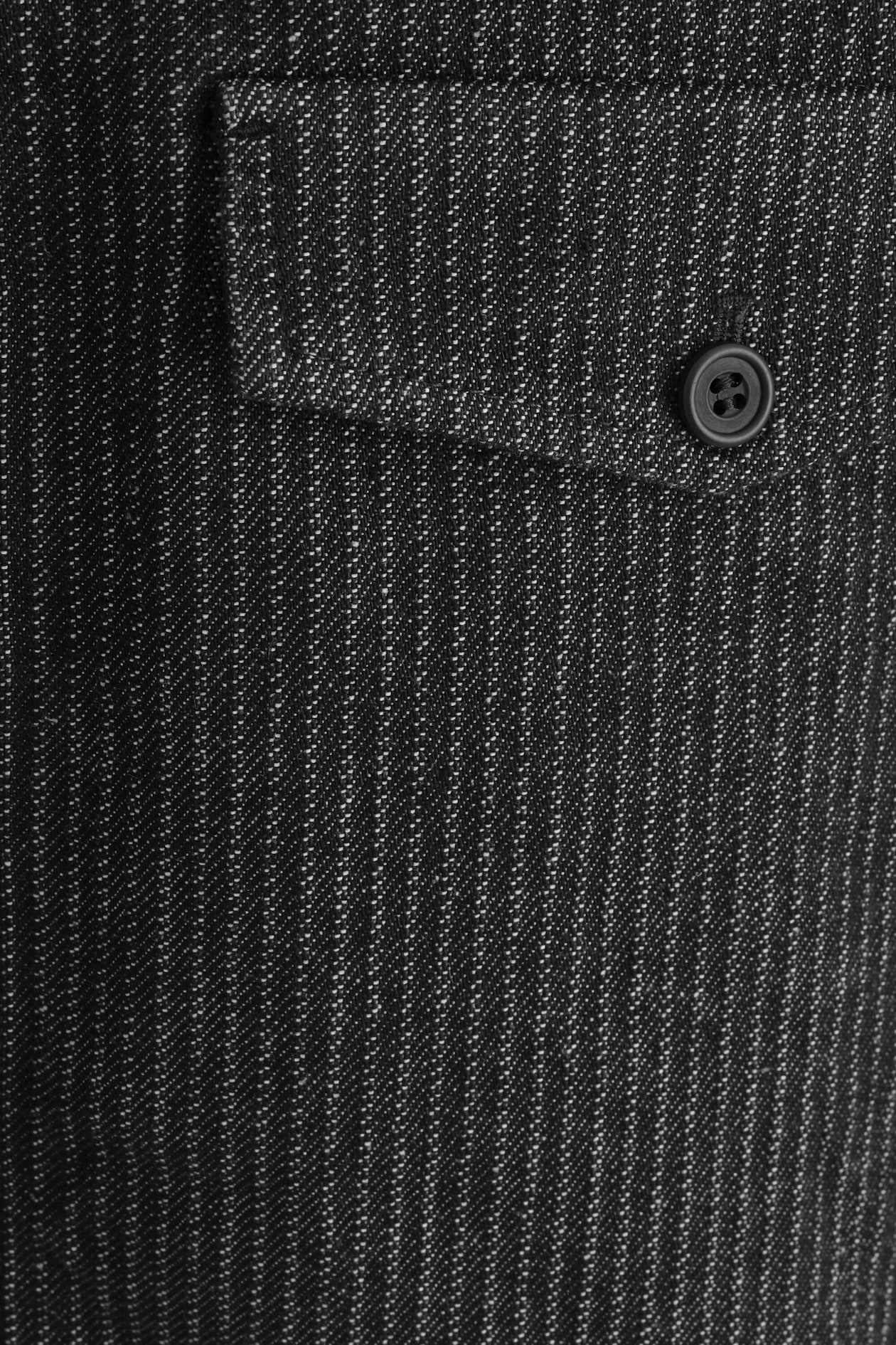 PINSTRIPED DENIM ZIP-UP OVERSHIRT — BLACK / PINSTRIPED