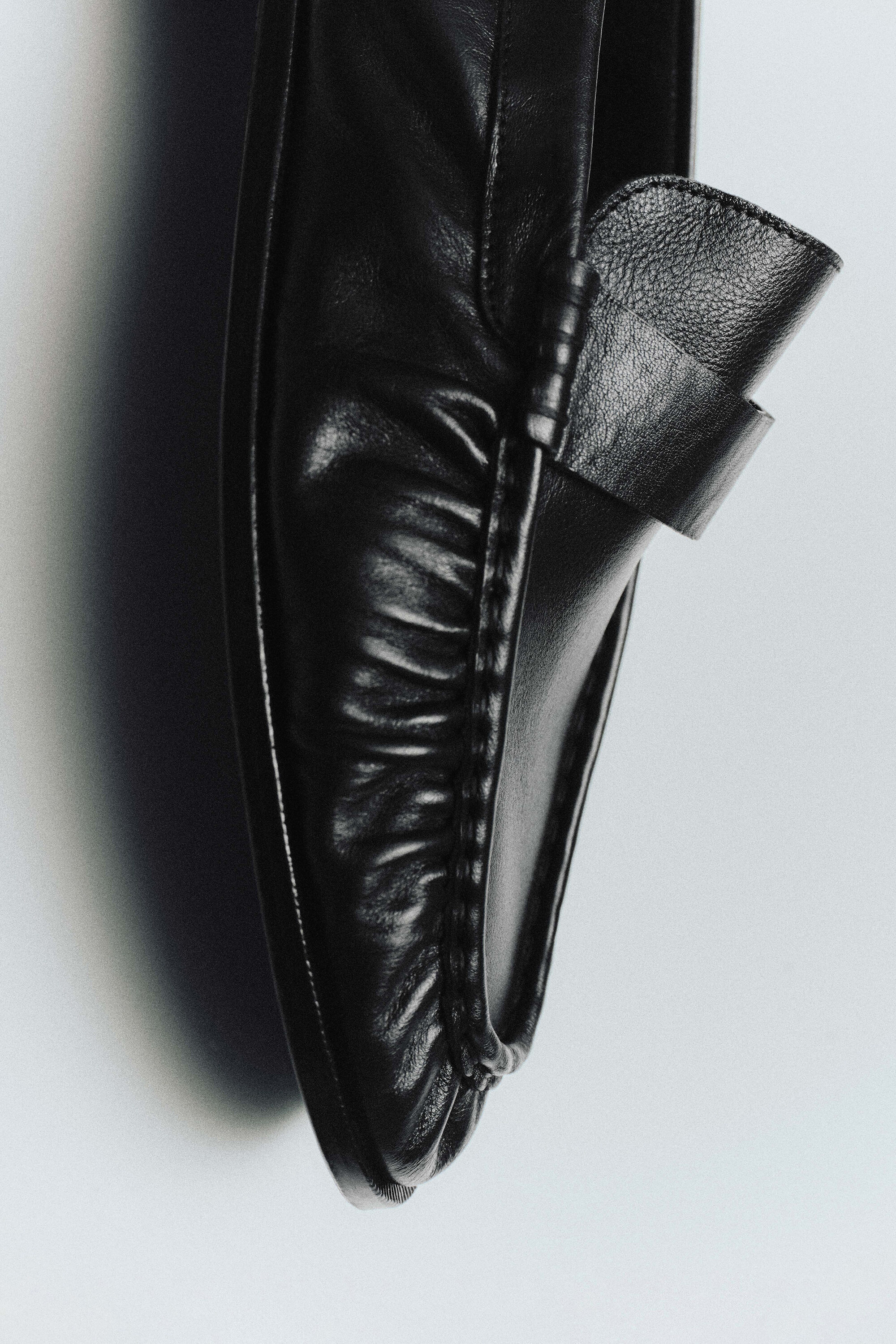 RUCHED LEATHER LOAFERS - thumbnail 4