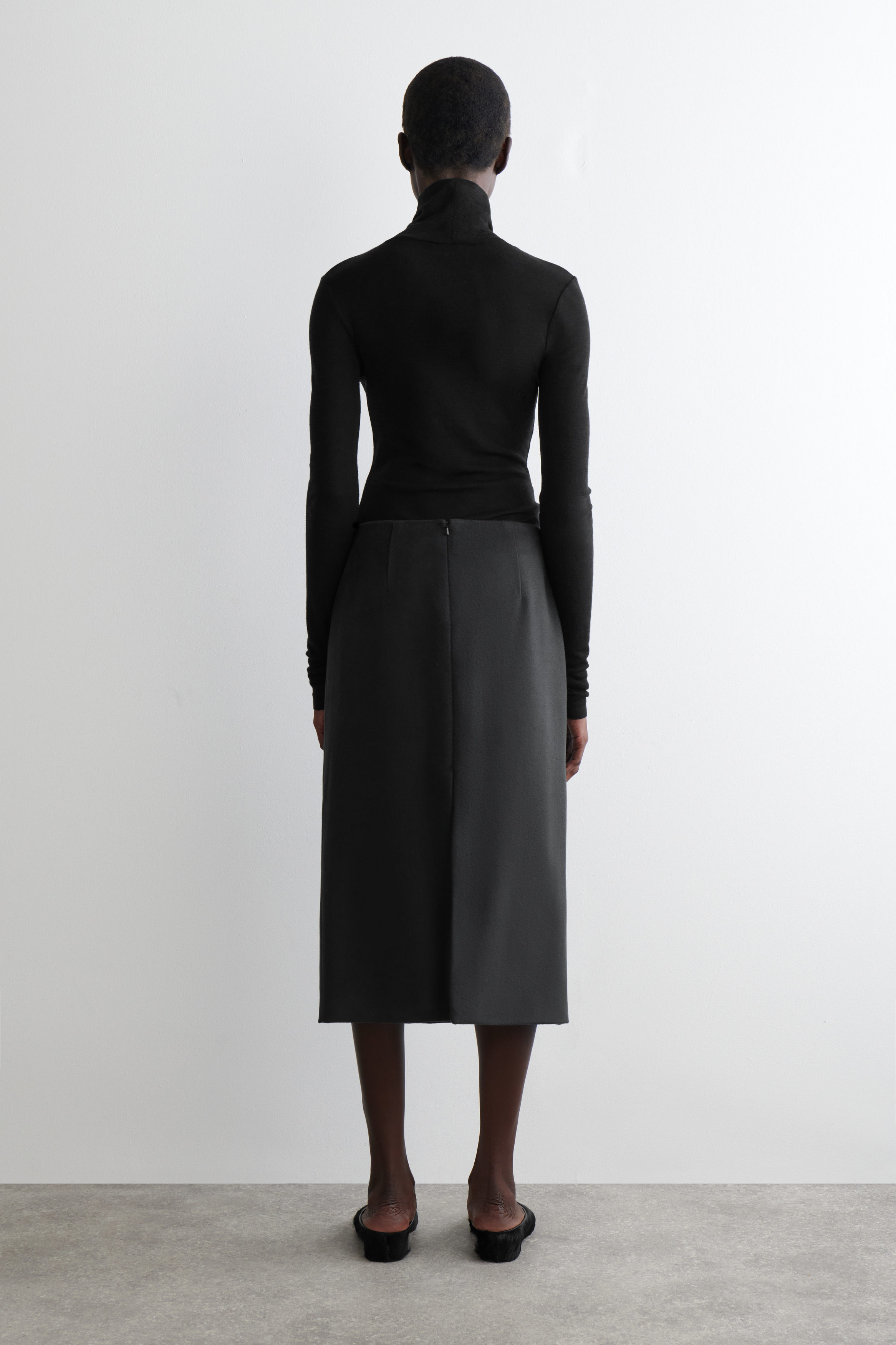 TELOPLAN 人気定番　Obrecht Skirt / Black TĔLOPLAN（テーロプラン）Obrecht Skirt プリーツラップスカート