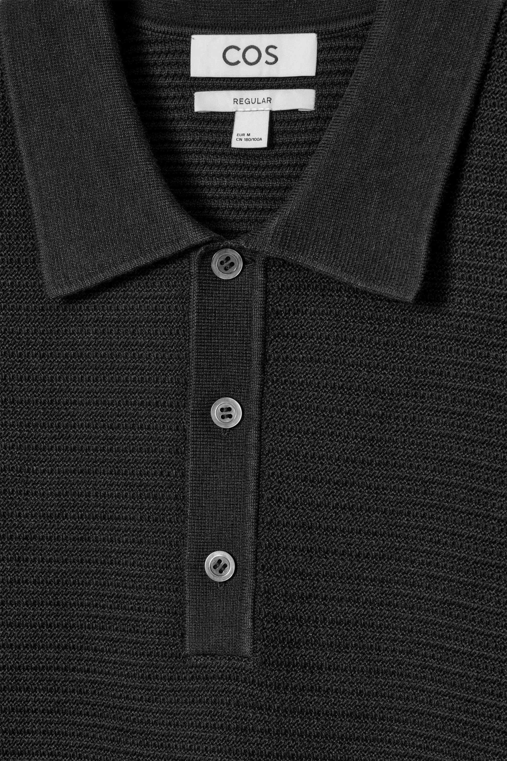 COS コス TEXTURED KNITTED POLO SHIRT ニット TEXTURED KNITTED COTTON POLO SHIRT - BLACK | COS US
