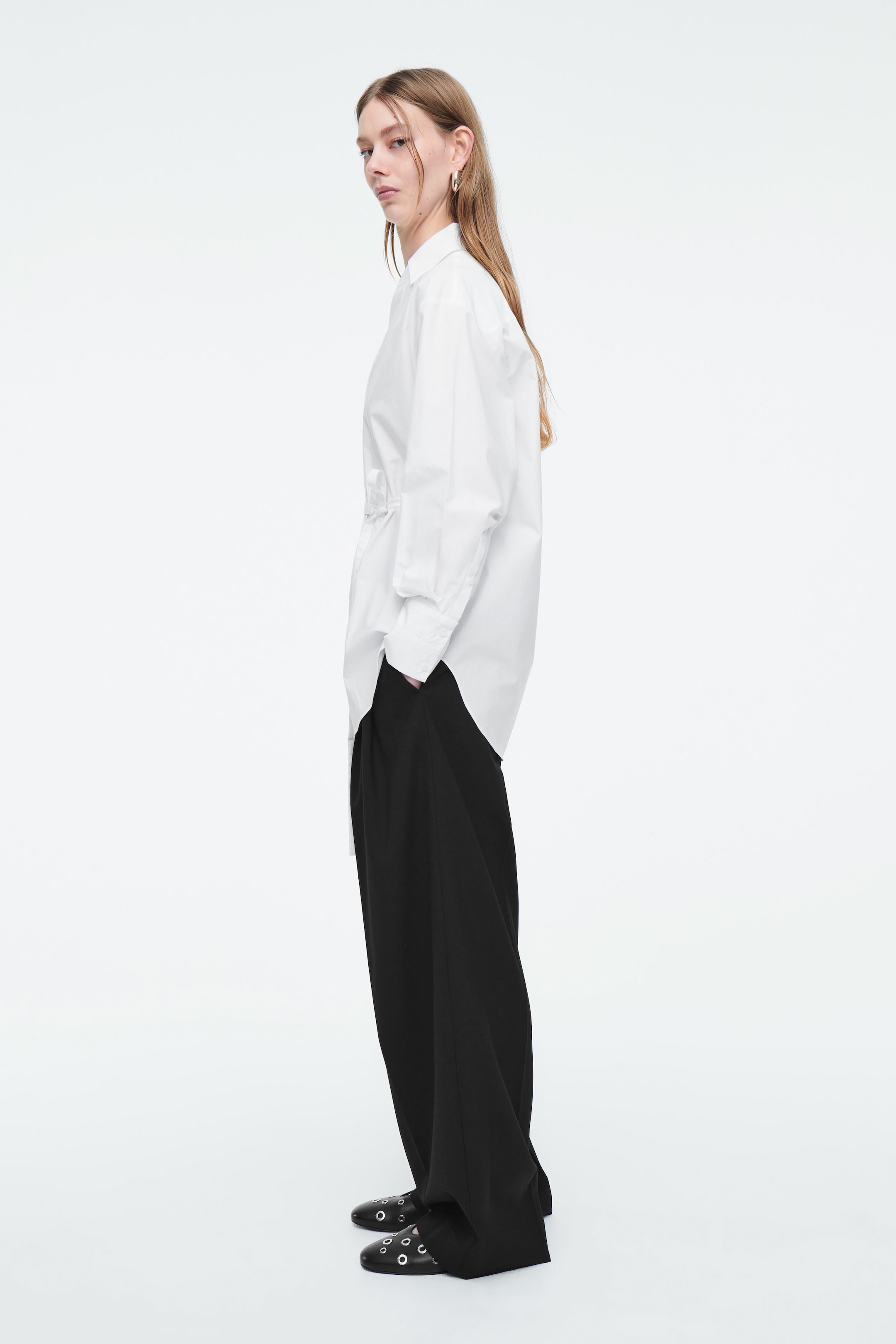 OVERSIZED TIE-WAIST SHIRT