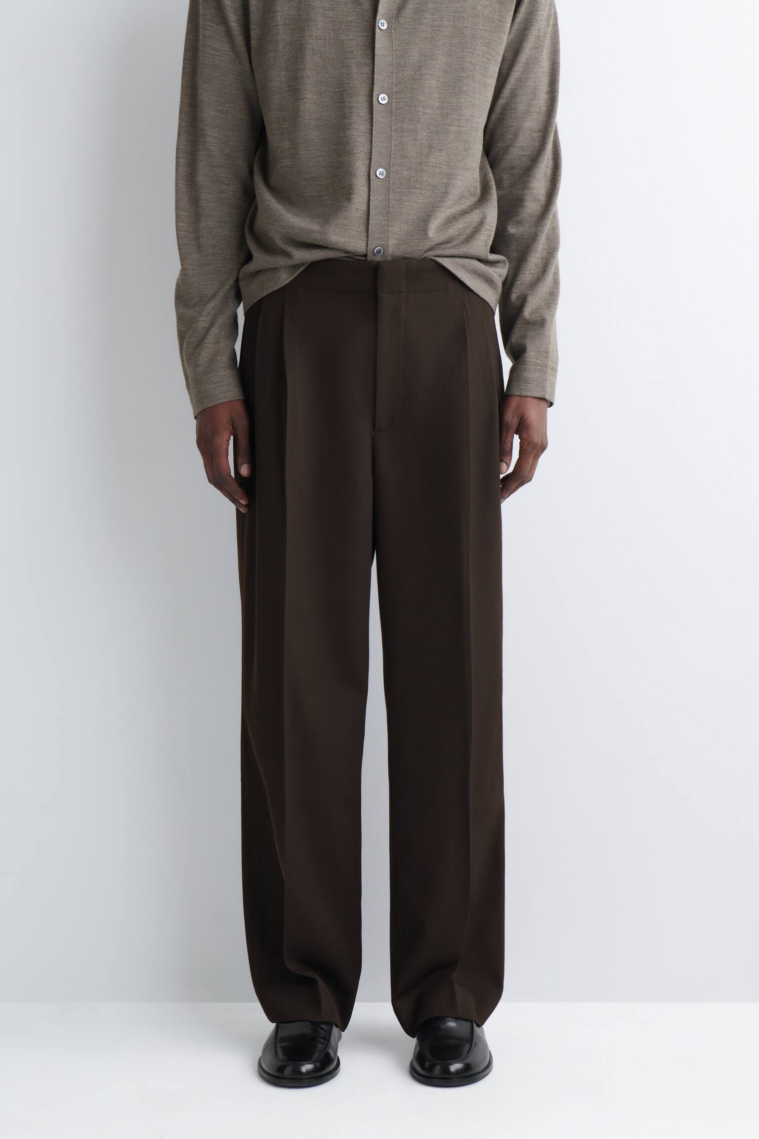 PLEATED RELAXED-FIT STRAIGHT-LEG TROUSERS - ТЪМНО КАФЯВО - 5