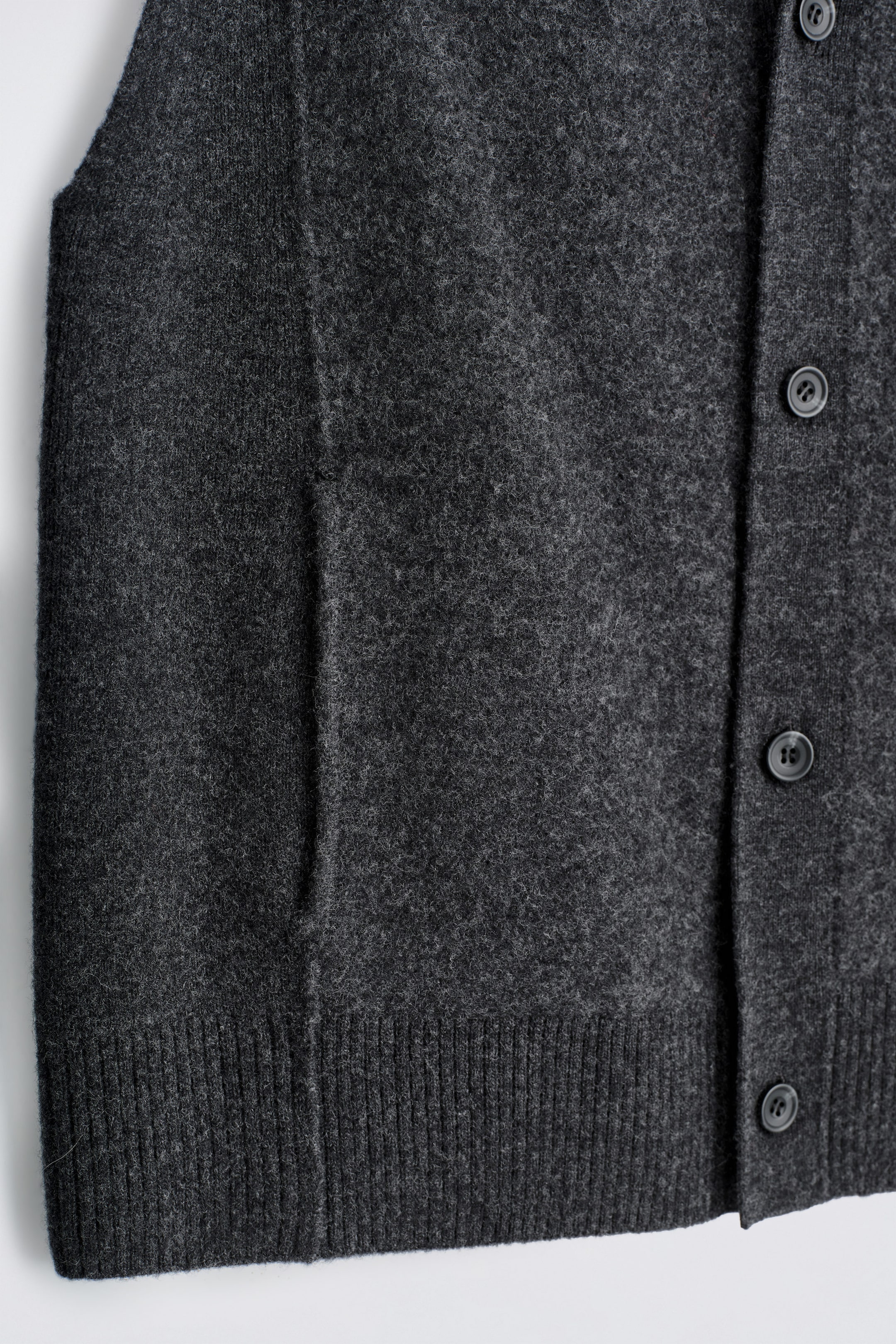 StillMedia/DescriptiveDetail