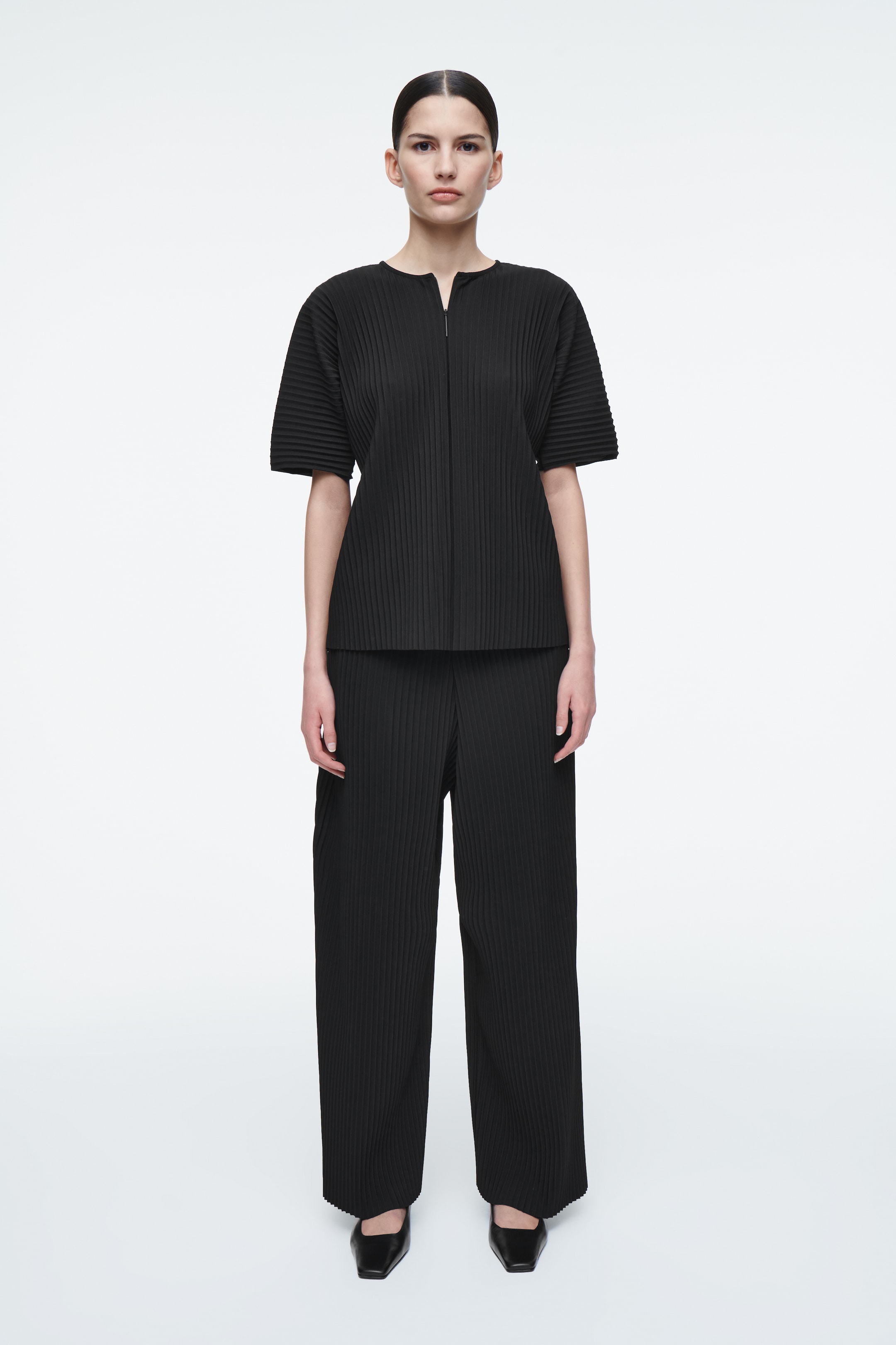 Ingrandisci l'immagine: PLISSÉ TOP - BLACK - DONNA | H&M CH 3