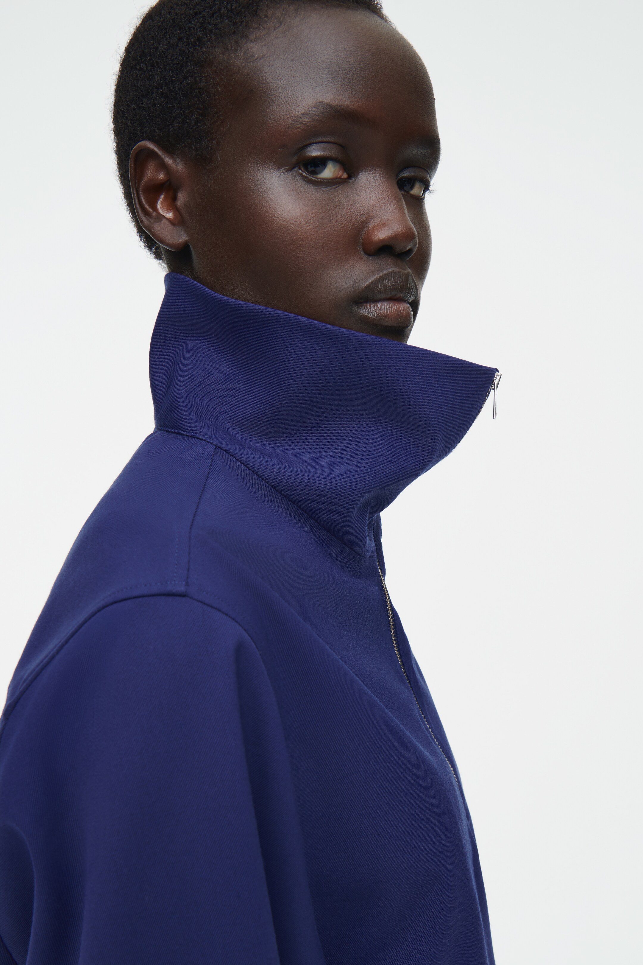 View larger image: WOOL-BLEND HALF-ZIP BLOUSE - BLUE - Ladies | H&M GB 4