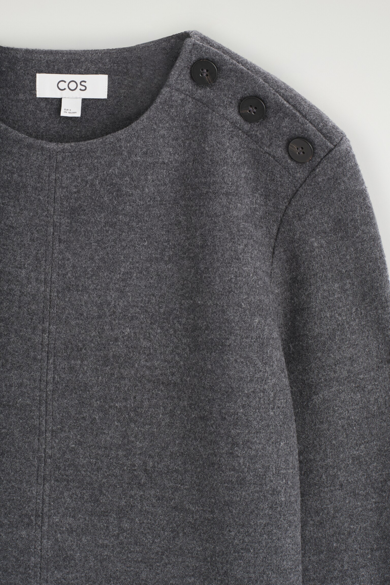 SUDADERA DE LANA HERVIDA CON DETALLE DE BOTONES - GRIS OSCURO JASPEADO/BLANCO - 5