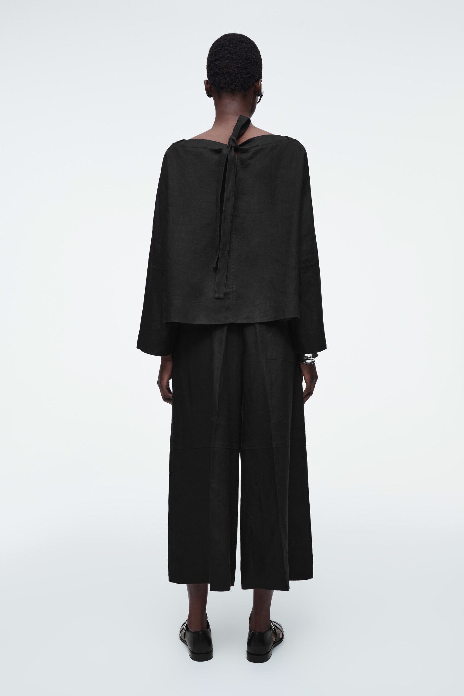 BLOUSE AVEC DÉTAIL À NOUER EN LIN - NOIR/BLANC - 6