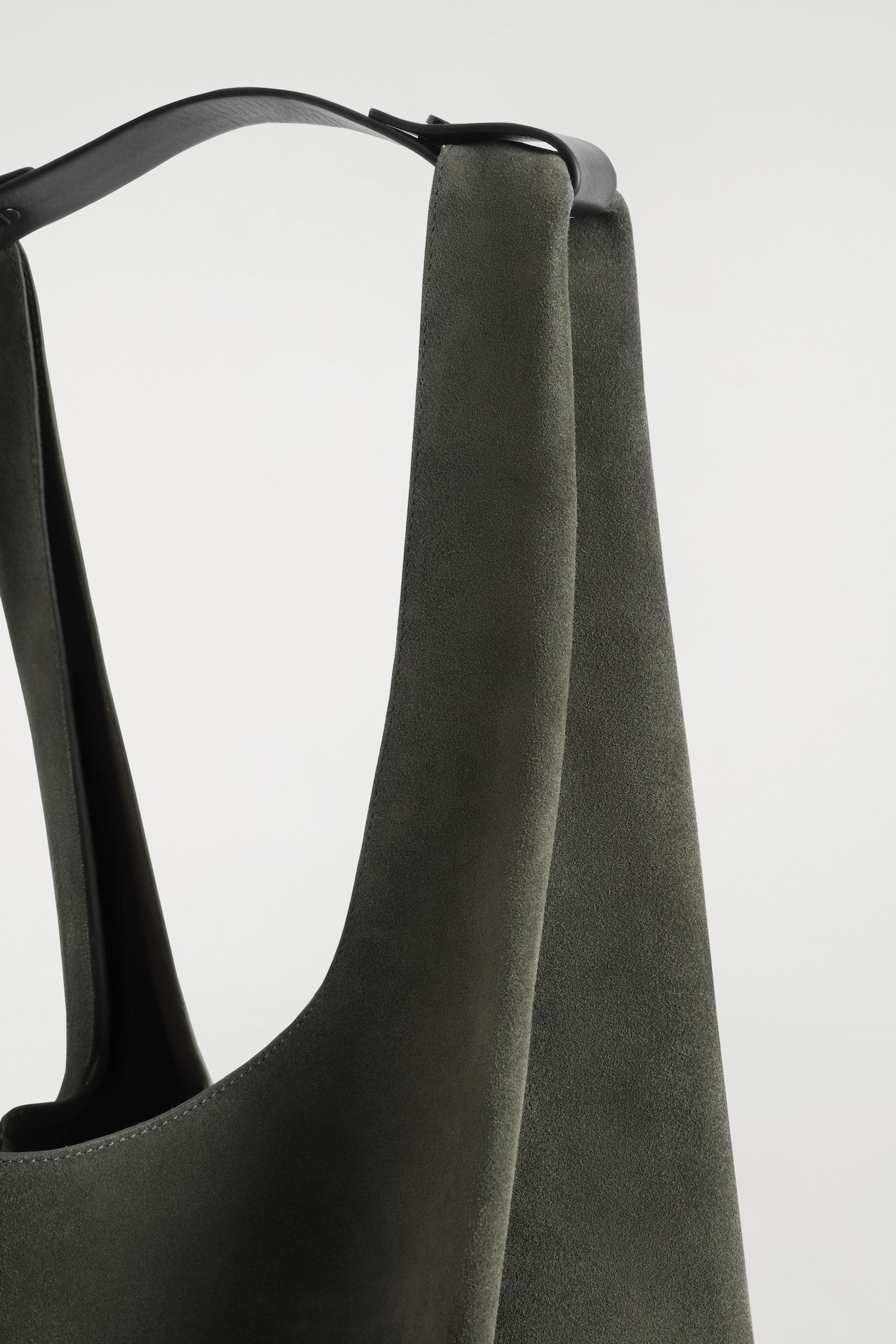 SLOUCHY TOTE - SUEDE - GRAY | COS US