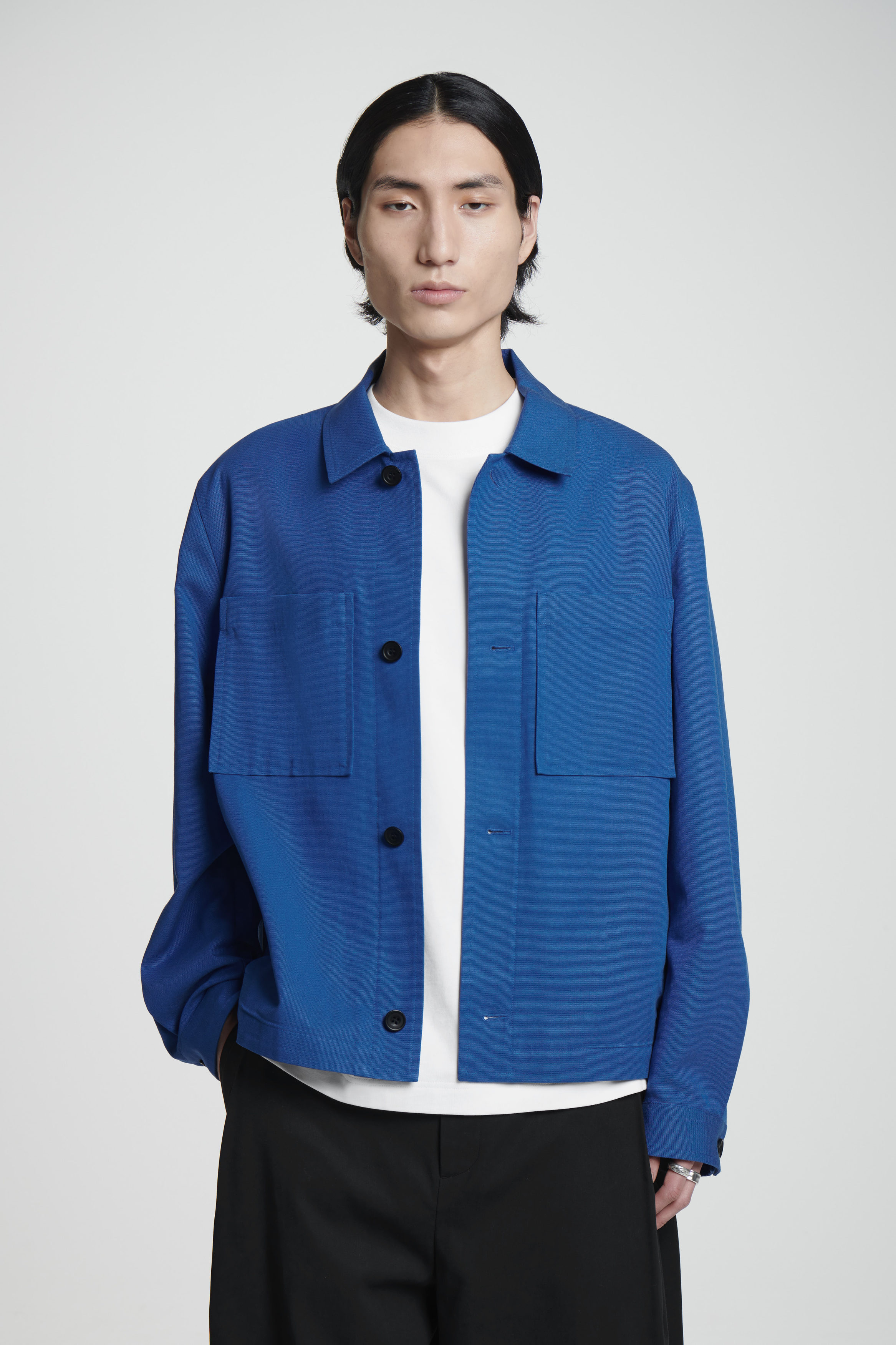 ooooy RELAXED UTILITY OVERSHIRT - COBALT BLUE | COS