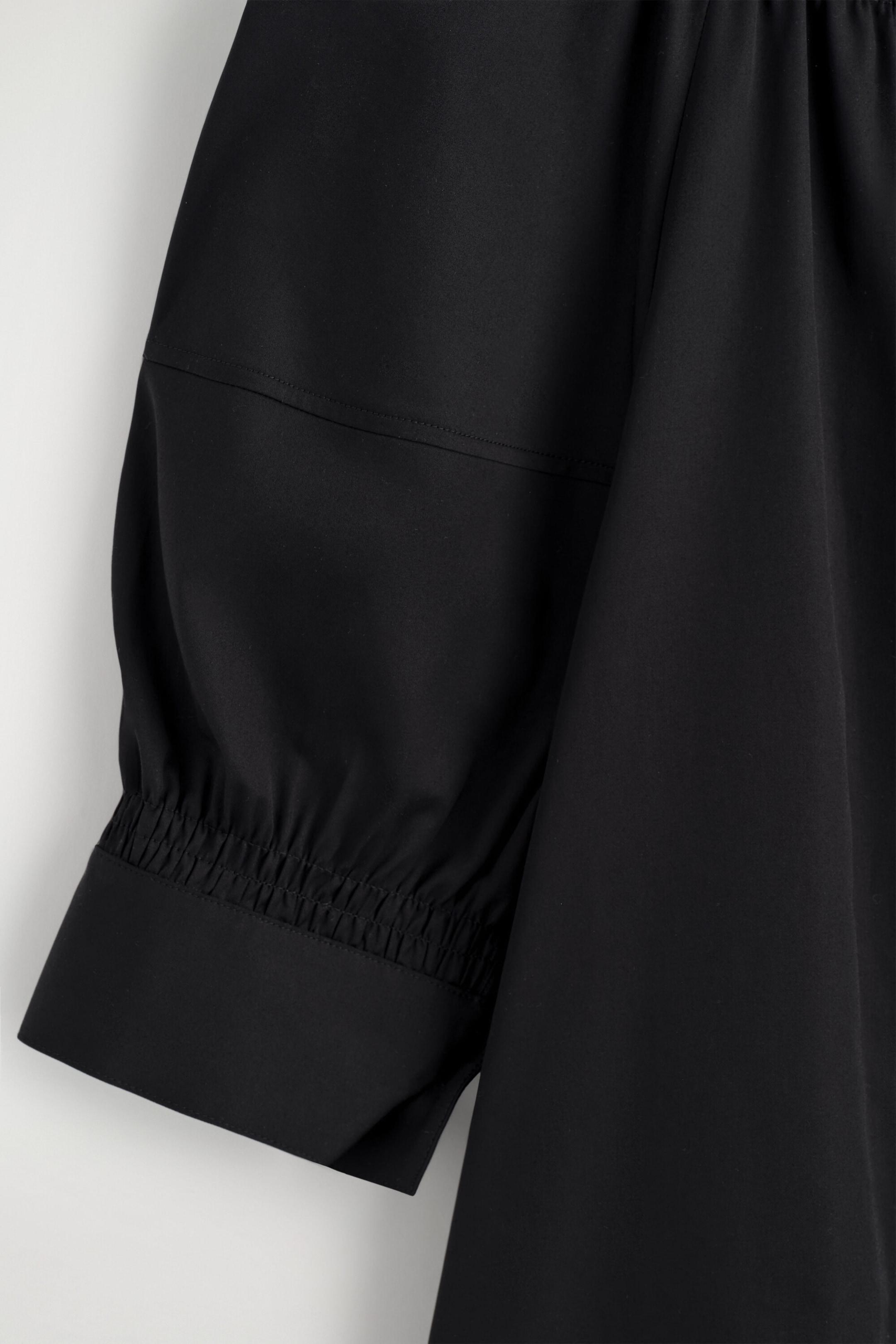 StillMedia/DescriptiveDetail