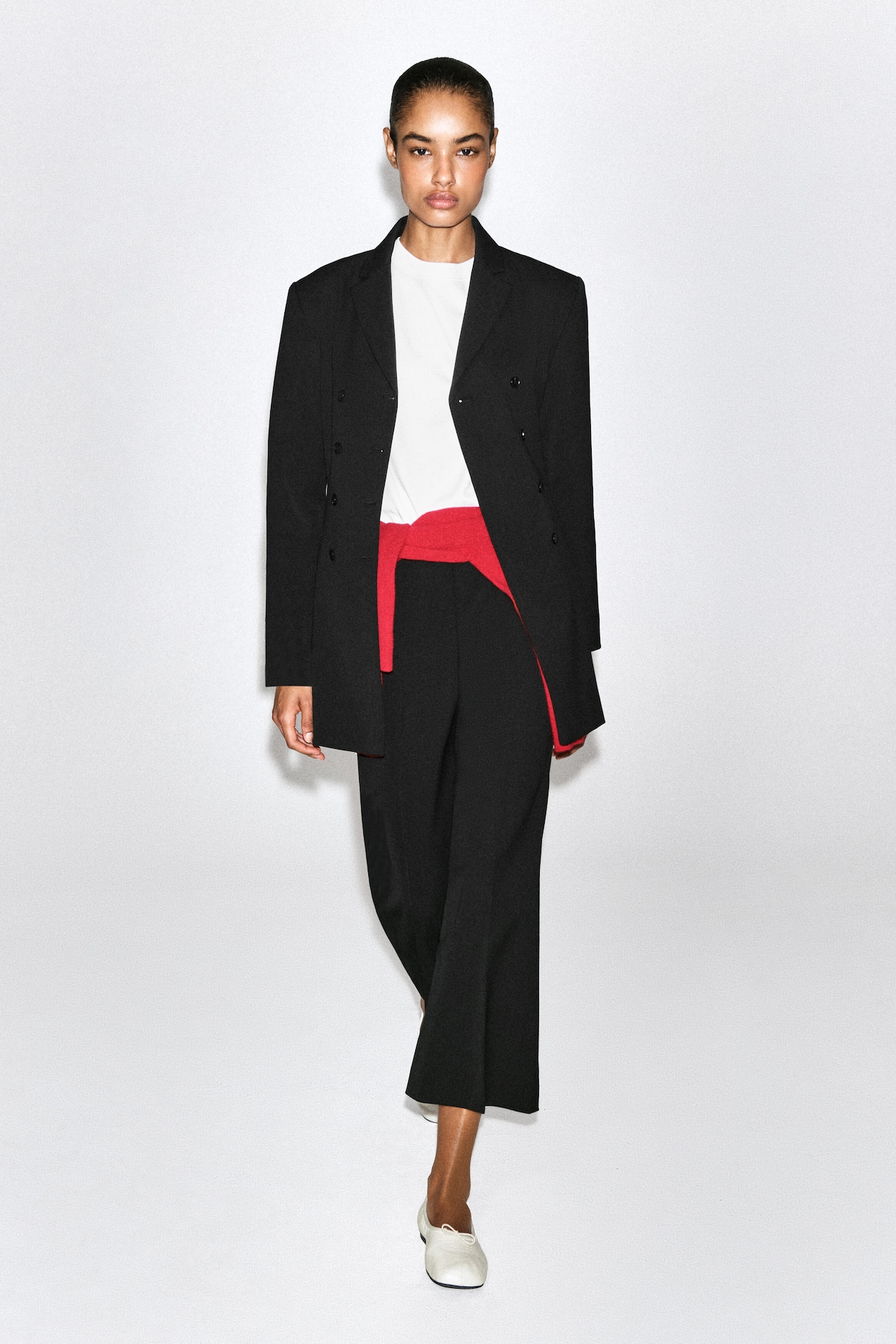CROPPED FLARED PANTS — BLACK