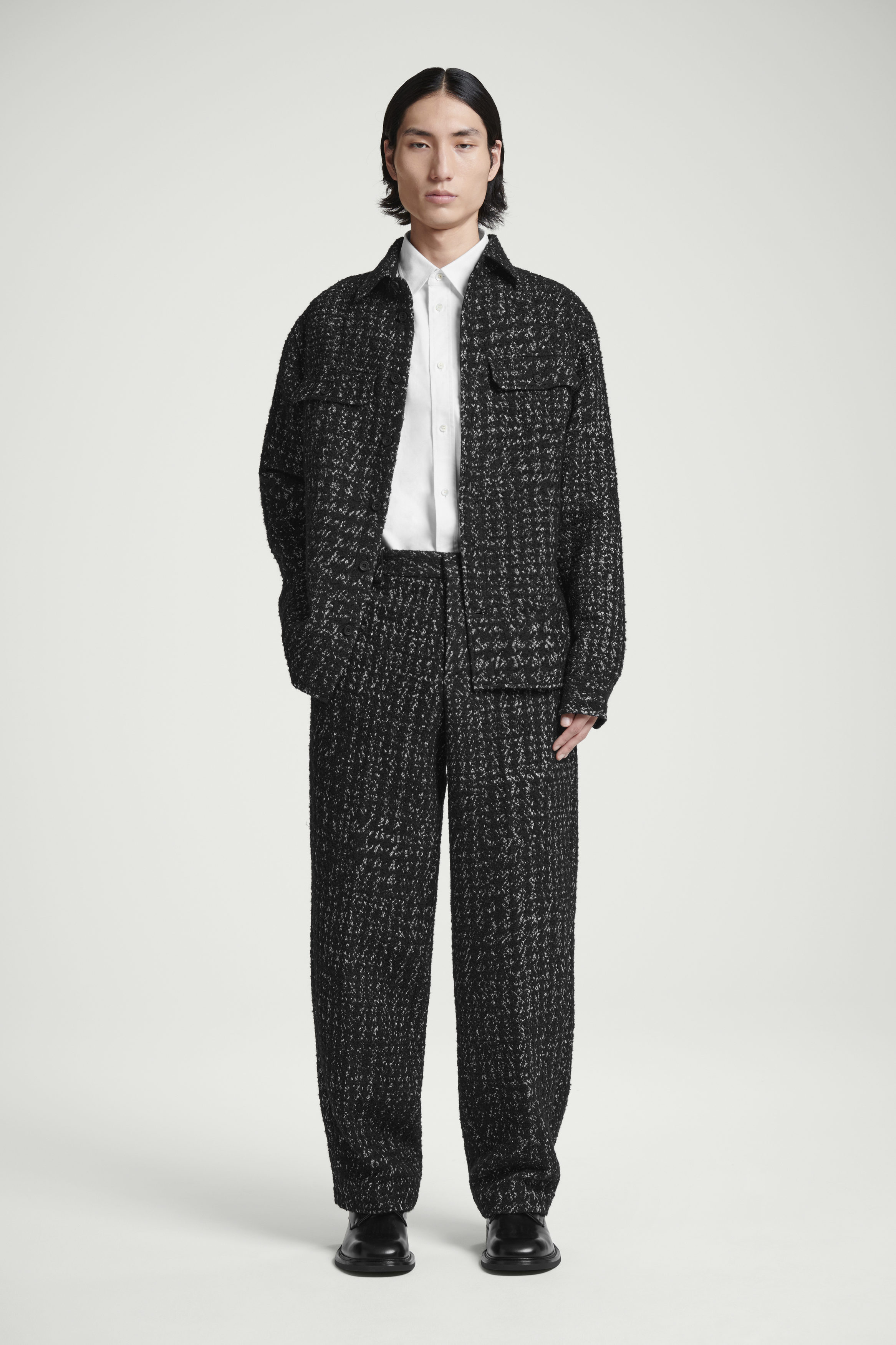 メンズウェア RUFFLOG WIDE STRETCH BELTED PANTS BLACK Serge - Relaxed Fit Leather Pleated Trousers - Black
