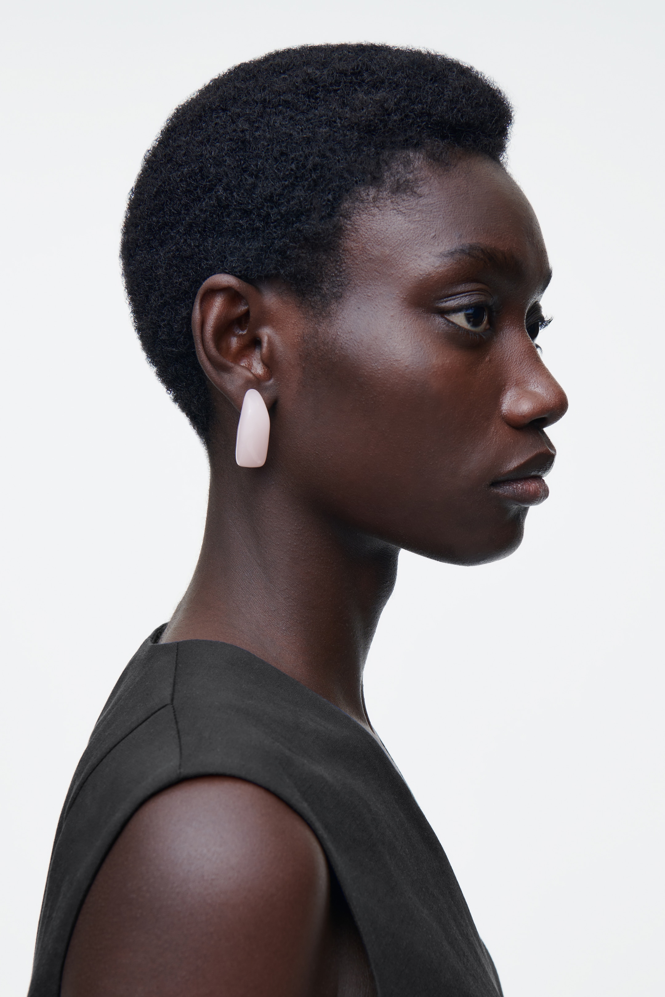 Visualizza immagine più grande: ORECCHINI SPAIATI A FORMA DI CIOTTOLO - ROSA - DONNA | H&M IT 2