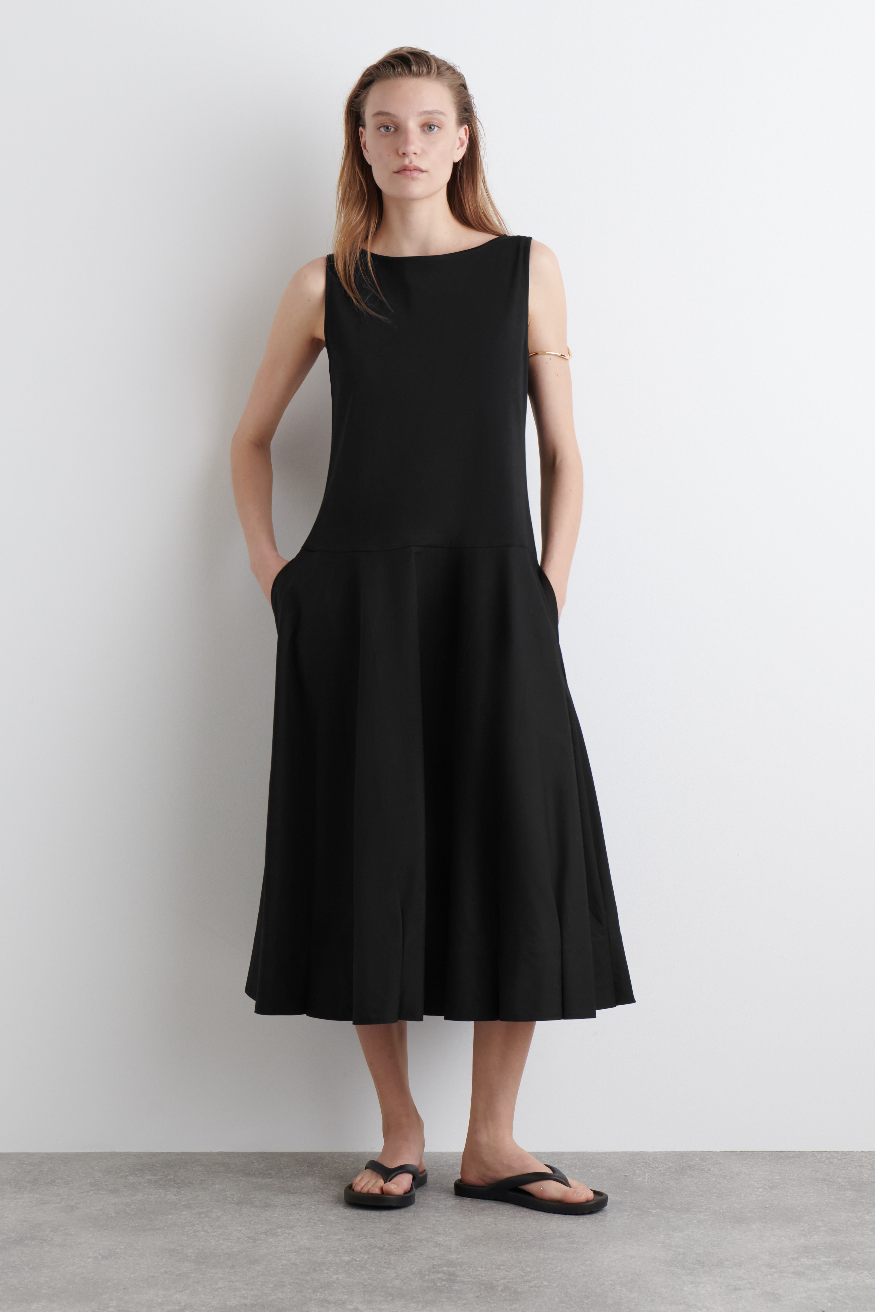 BOAT-NECK COTTON A-LINE MIDI DRESS - BLACK/WHITE