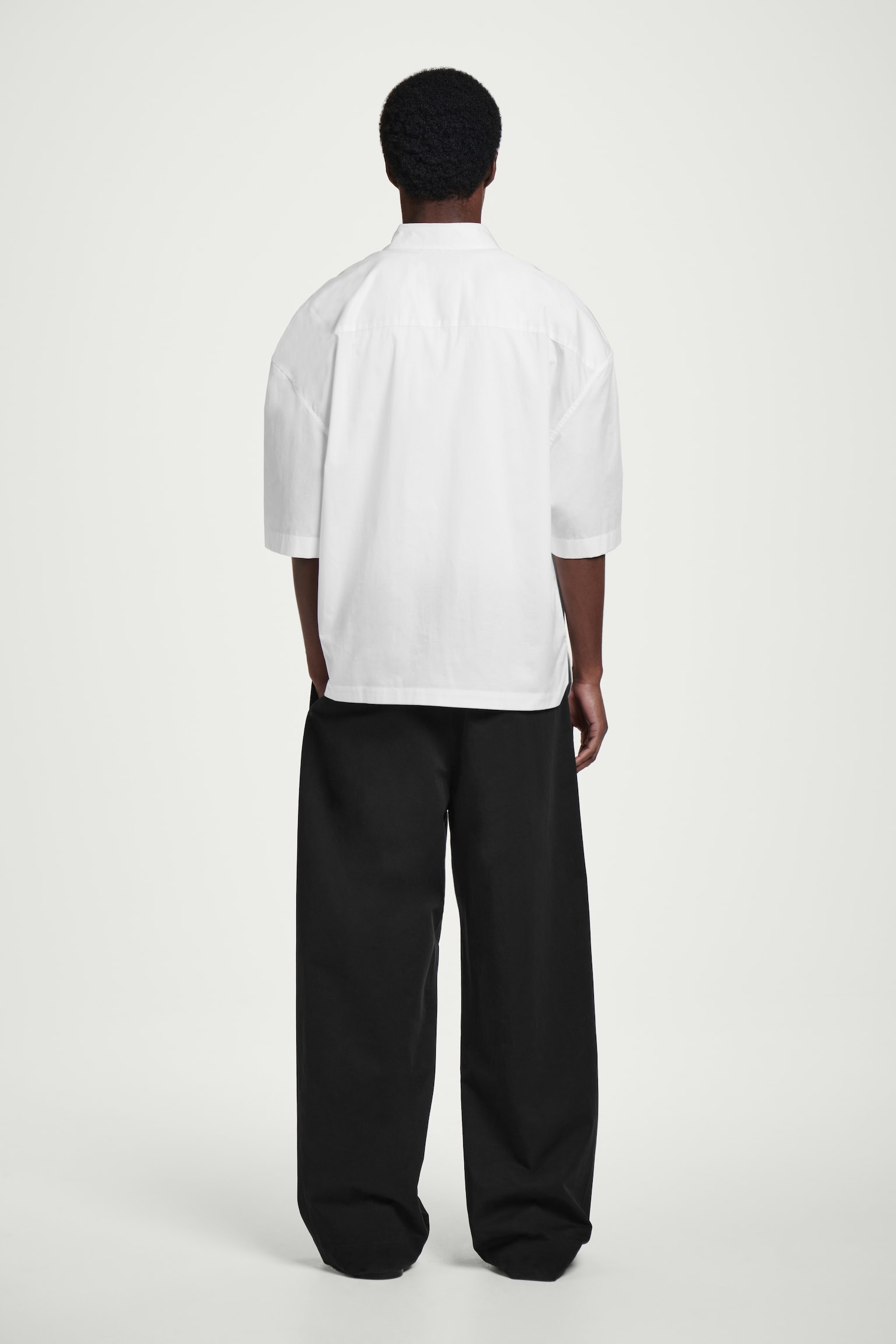 CHEMISE MANCHES COURTES SILHOUETTE CARRÉE EN COTON - BLANC/SARCELLE - 7