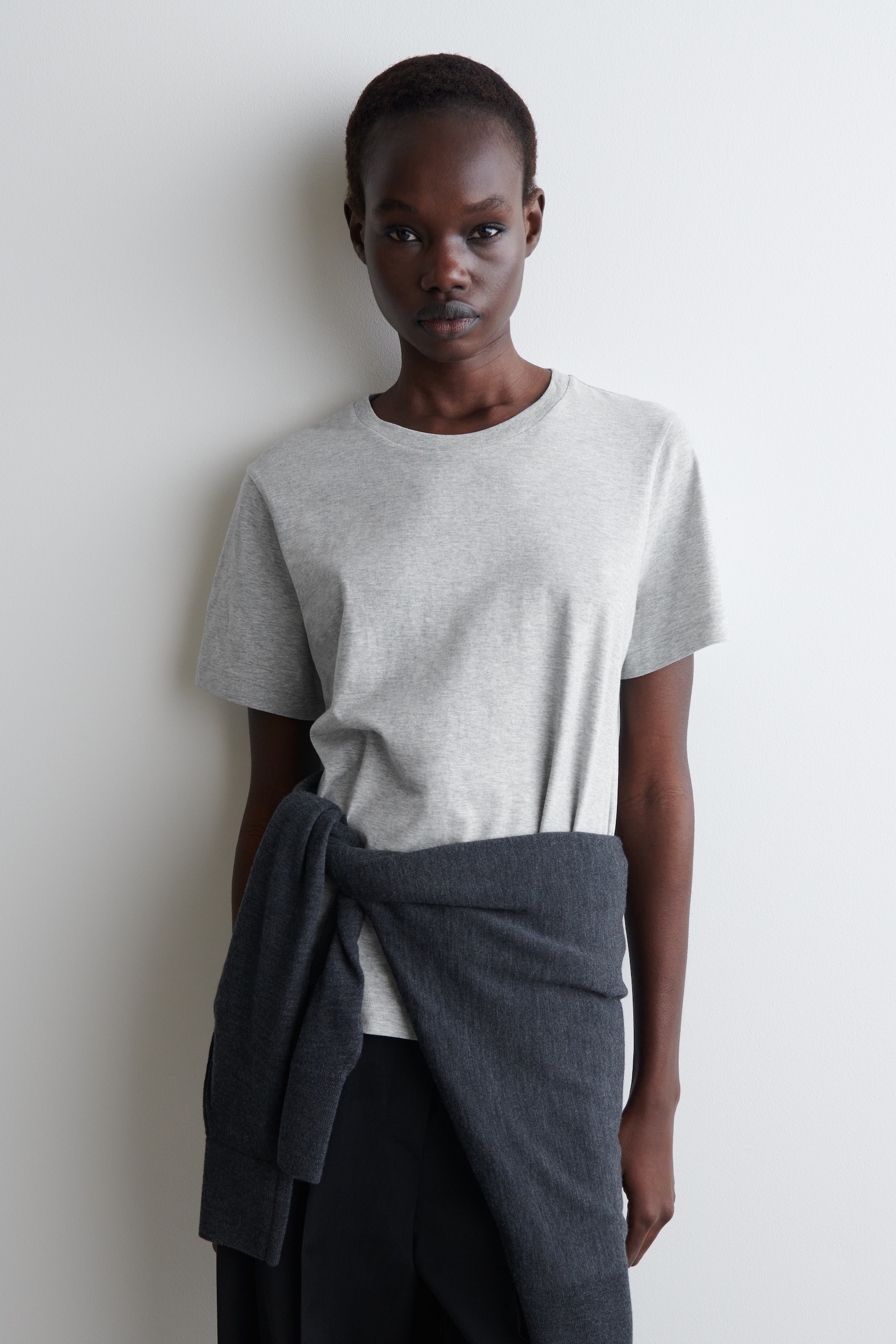 CREW-NECK COTTON T-SHIRT - GREY MÉLANGE/NAVY/BLACK/LIGHT-GREY MÉLANGE/LIGHT BLUE/WHITE / STRIPED/LIGHT YELLOW/WHITE/DARK BROWN/DARK KHAKI