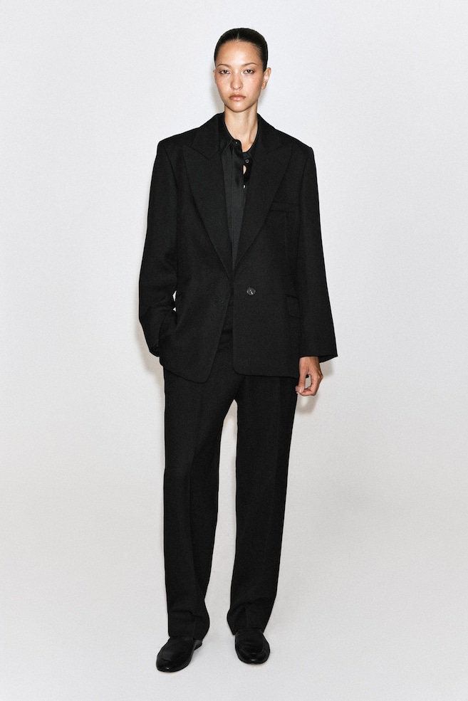 WAISTED TAILORED WOOL BLAZER — CARBON