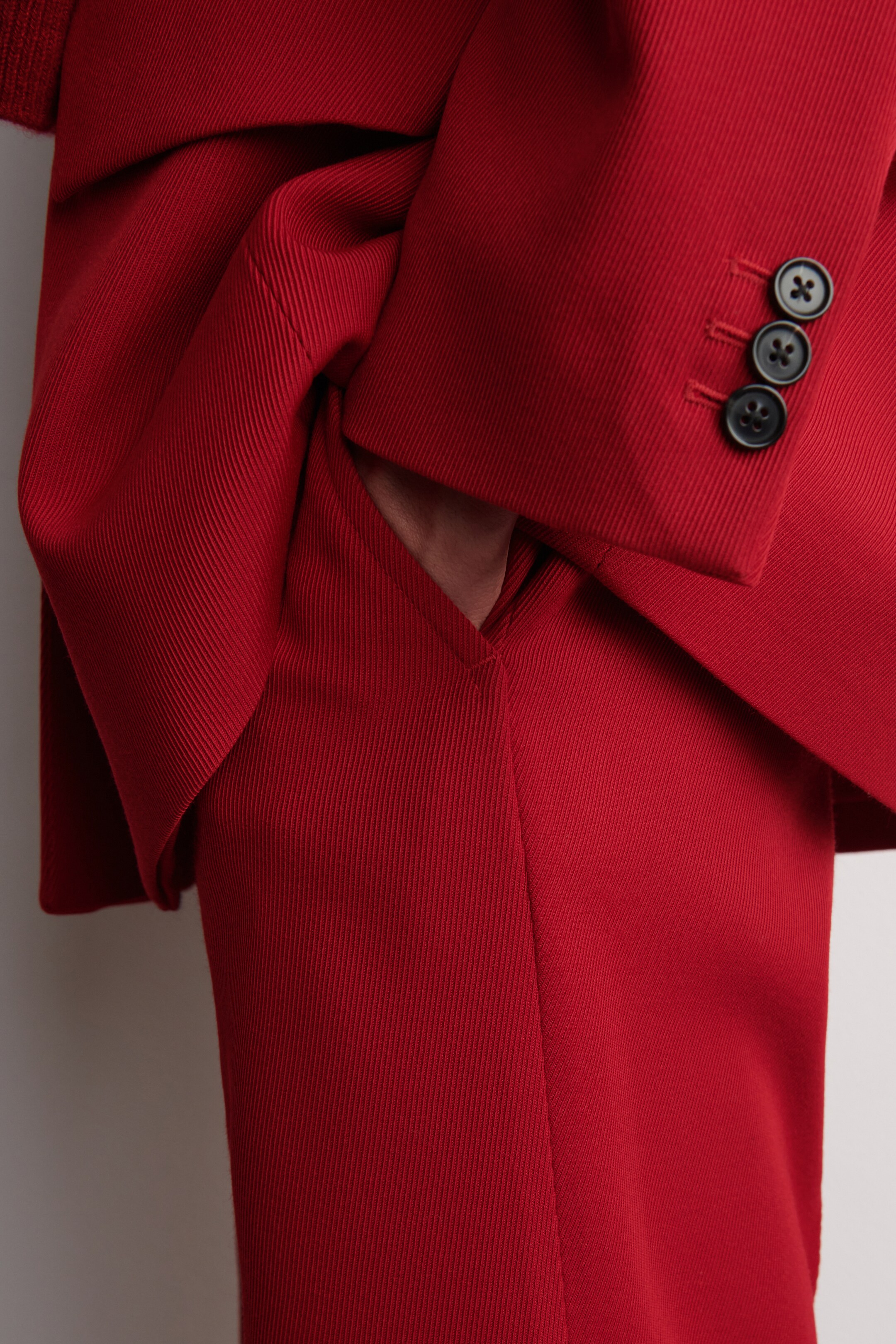 Agrandir l'image: PANTALON DROIT EN LAINE MÉLANGÉE - ROUGE - FEMME | H&M FR 2