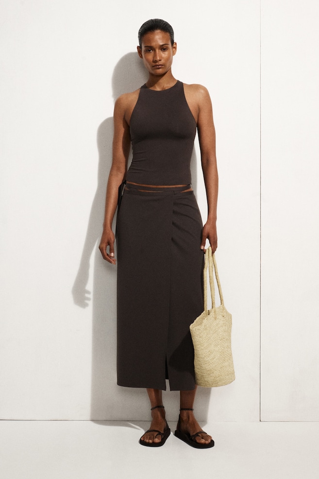 RACERBACK TANK TOP — DARK BROWN