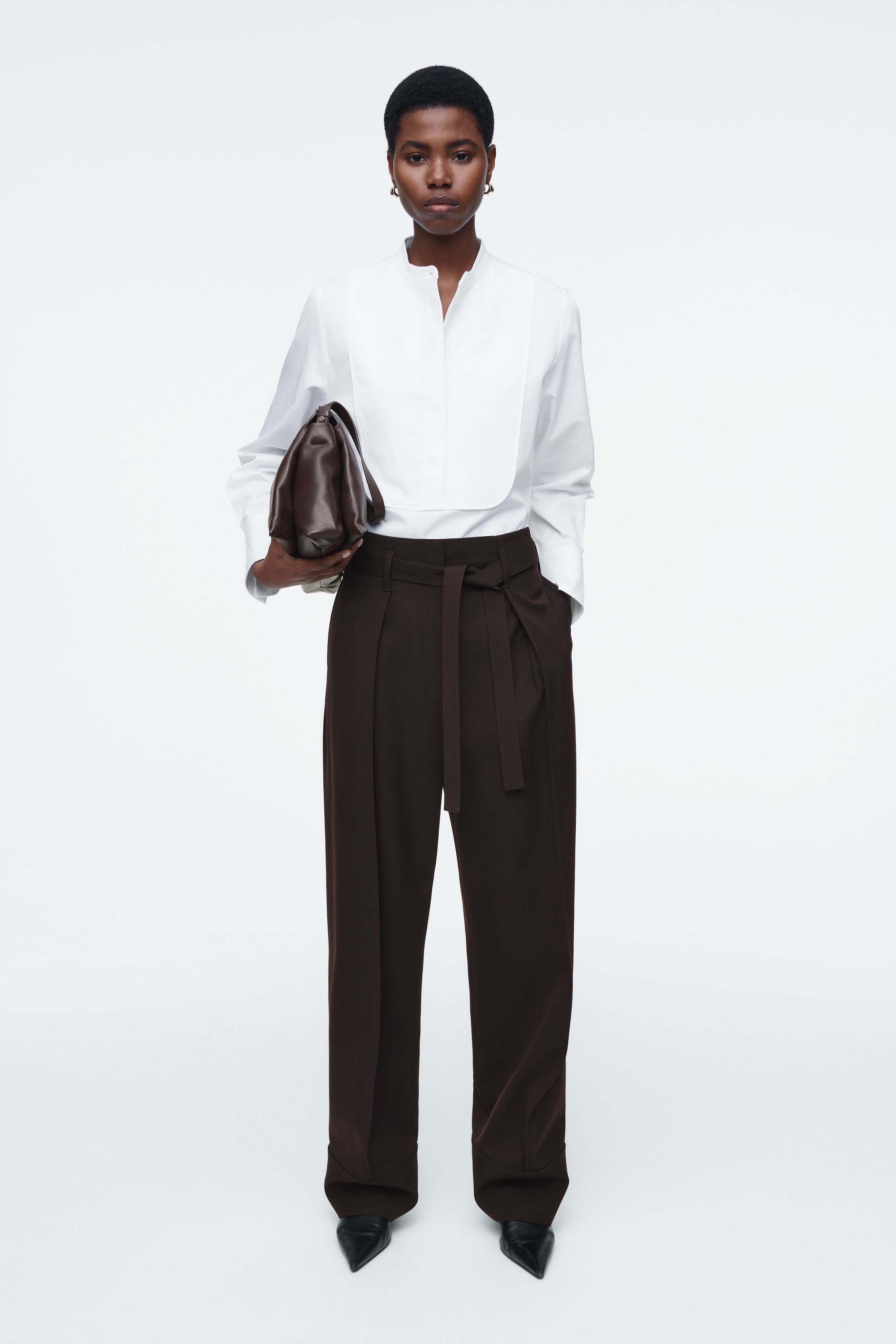 Grotere afbeelding bekijken: RELAXED COTTON TUXEDO SHIRT - WHITE - DAMES | H&M NL 4