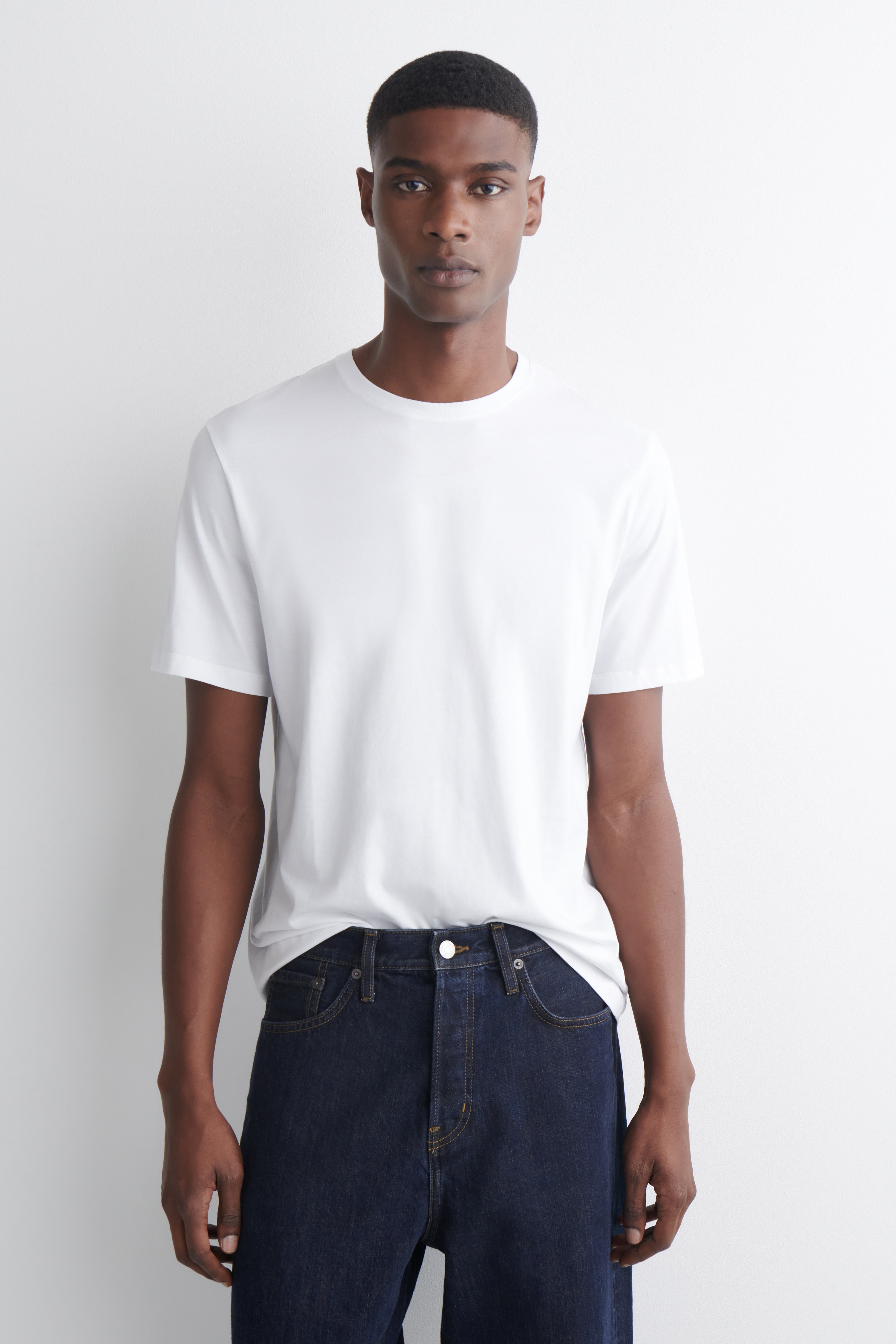 TRICOU DIN BUMBAC CU GULER ROTUND - ALB/NEGRU/MARINĂ/VERDE ÎNCHIS