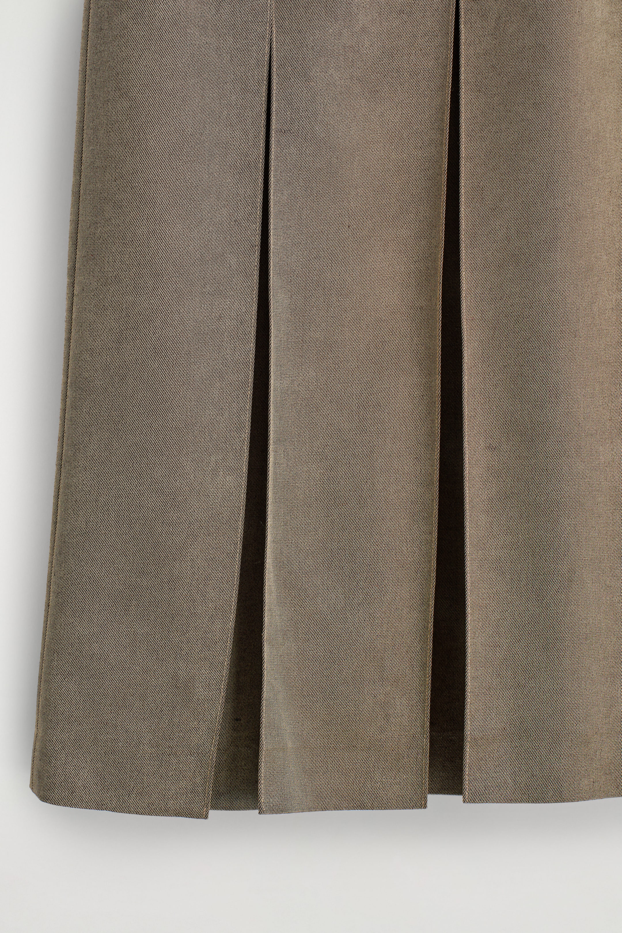 PLEATED METALLIC WOOL-BLEND SKIRT