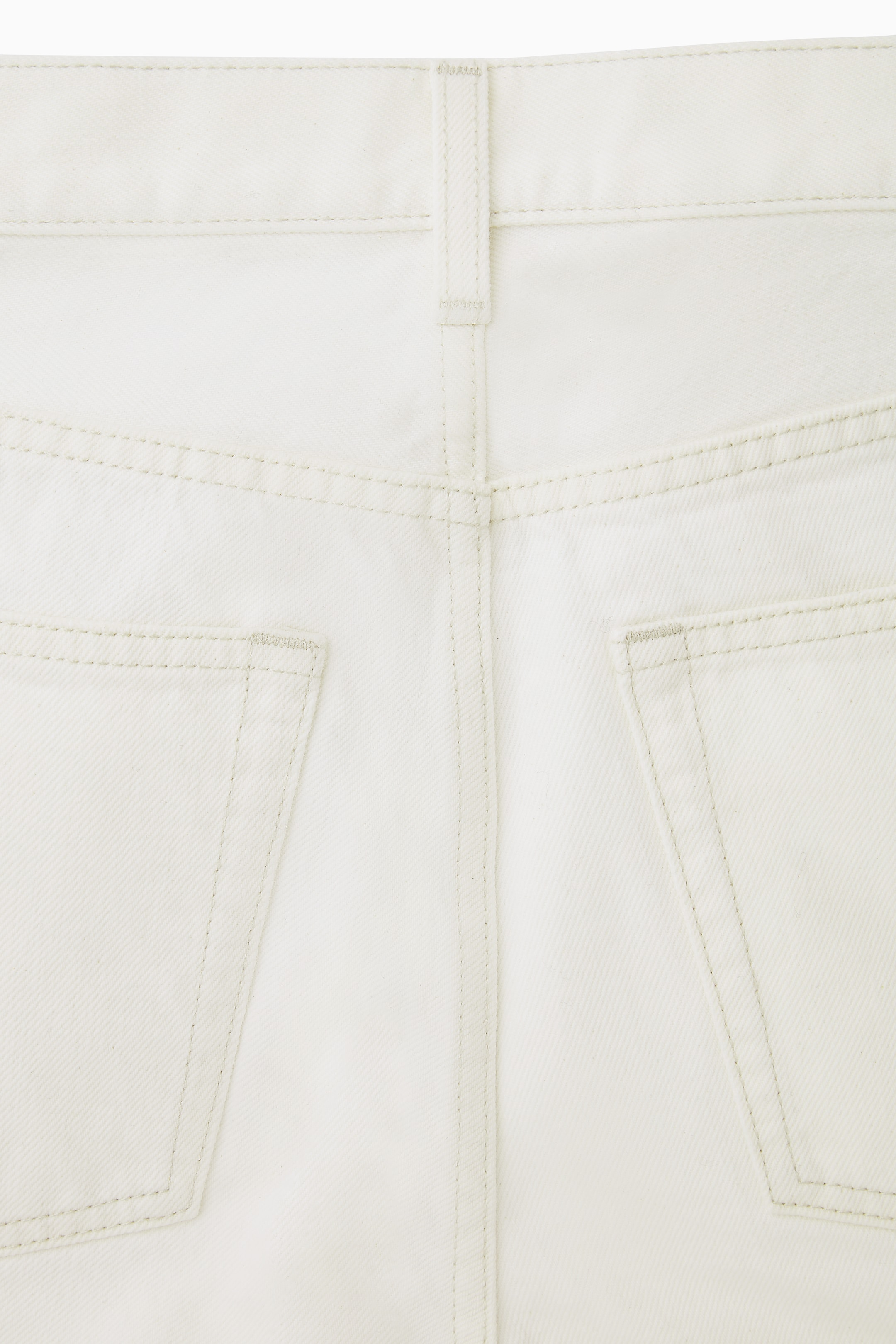 View larger image: COLUMN STRAIGHT-LEG JEANS - CHALK - Ladies | H&M GB 3