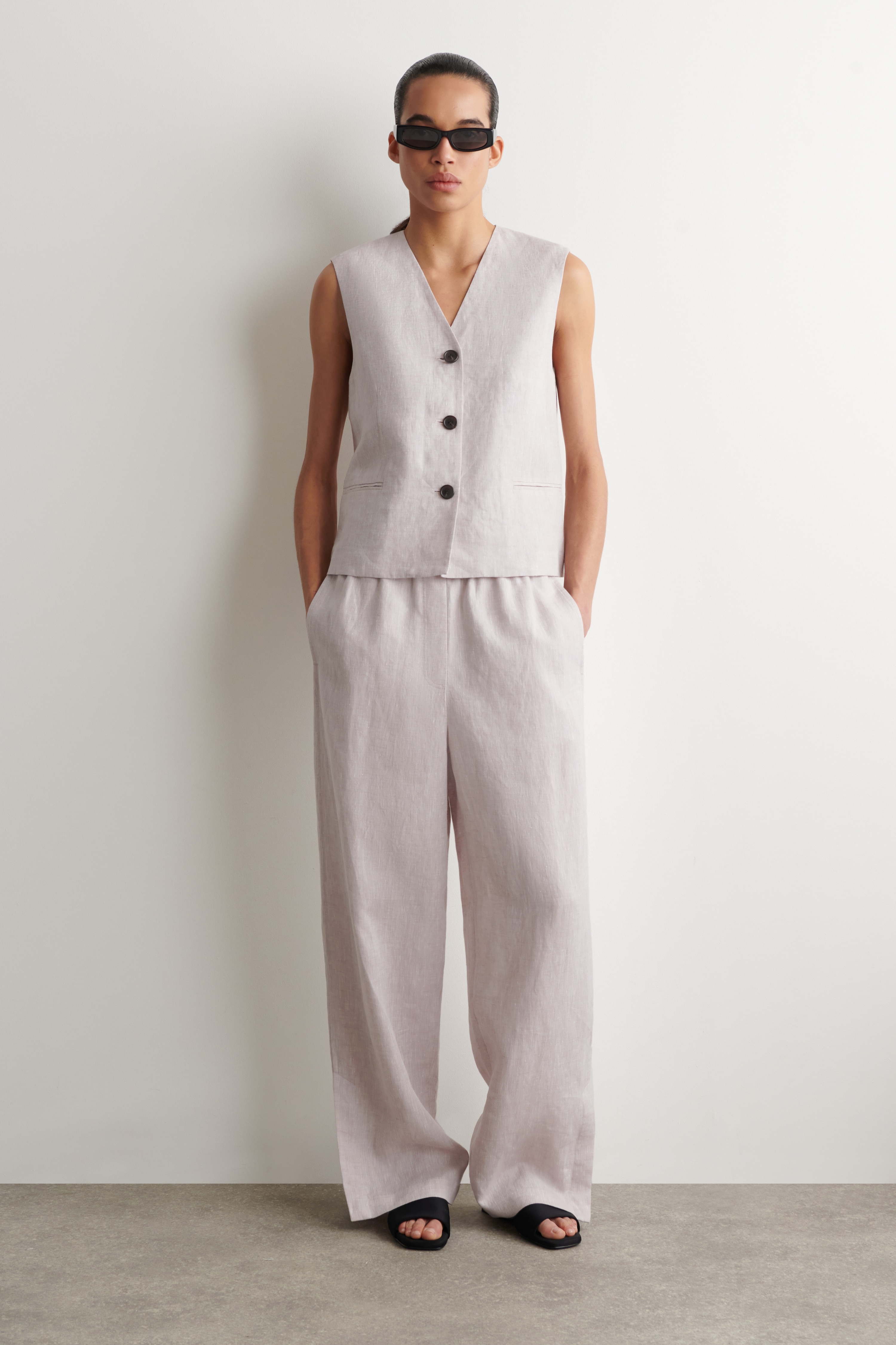 LINEN WAISTCOAT