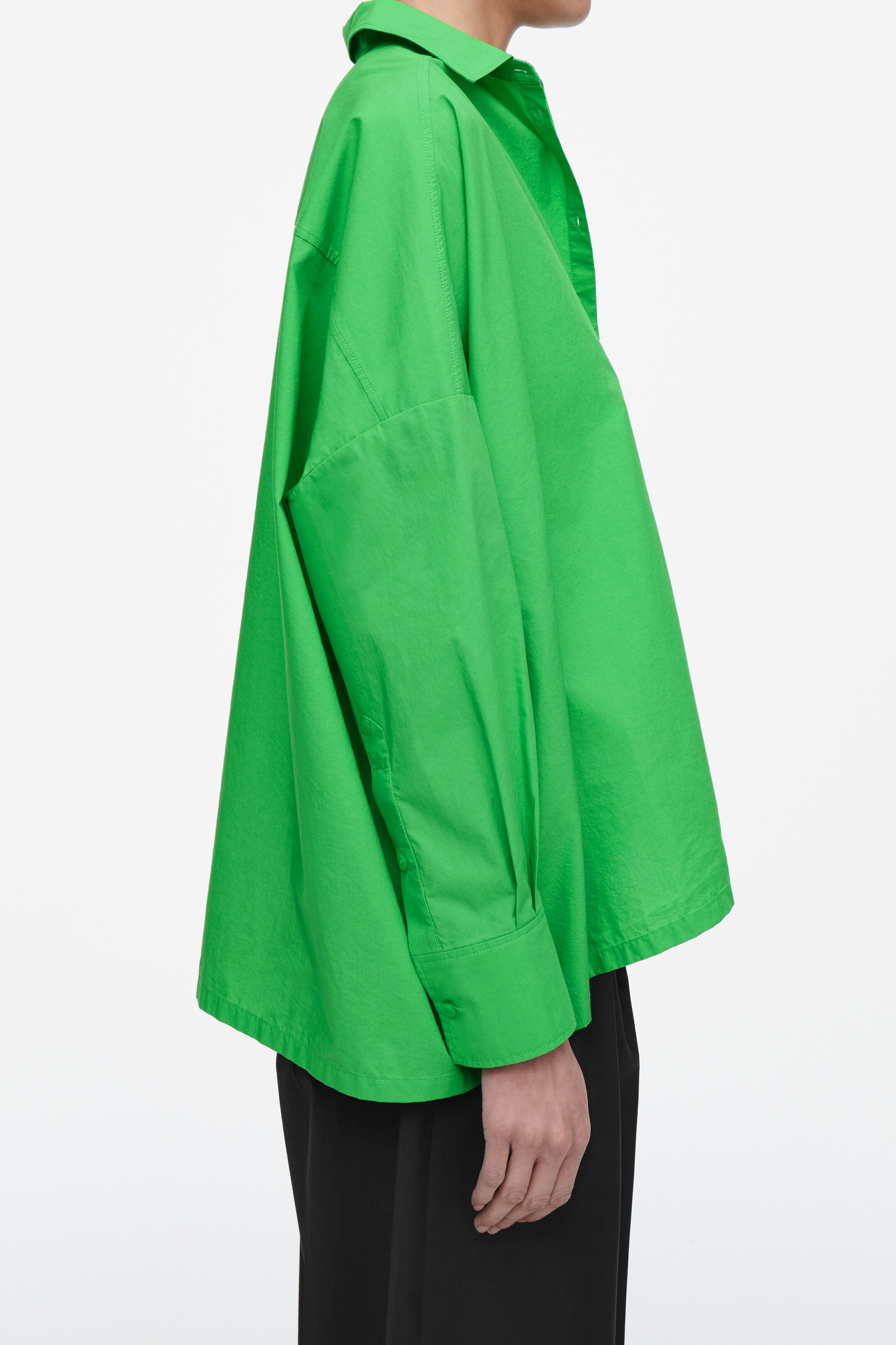 View larger image: BOXY SQUARE-CUT SHIRT - GREEN - Ladies | H&M GB 3