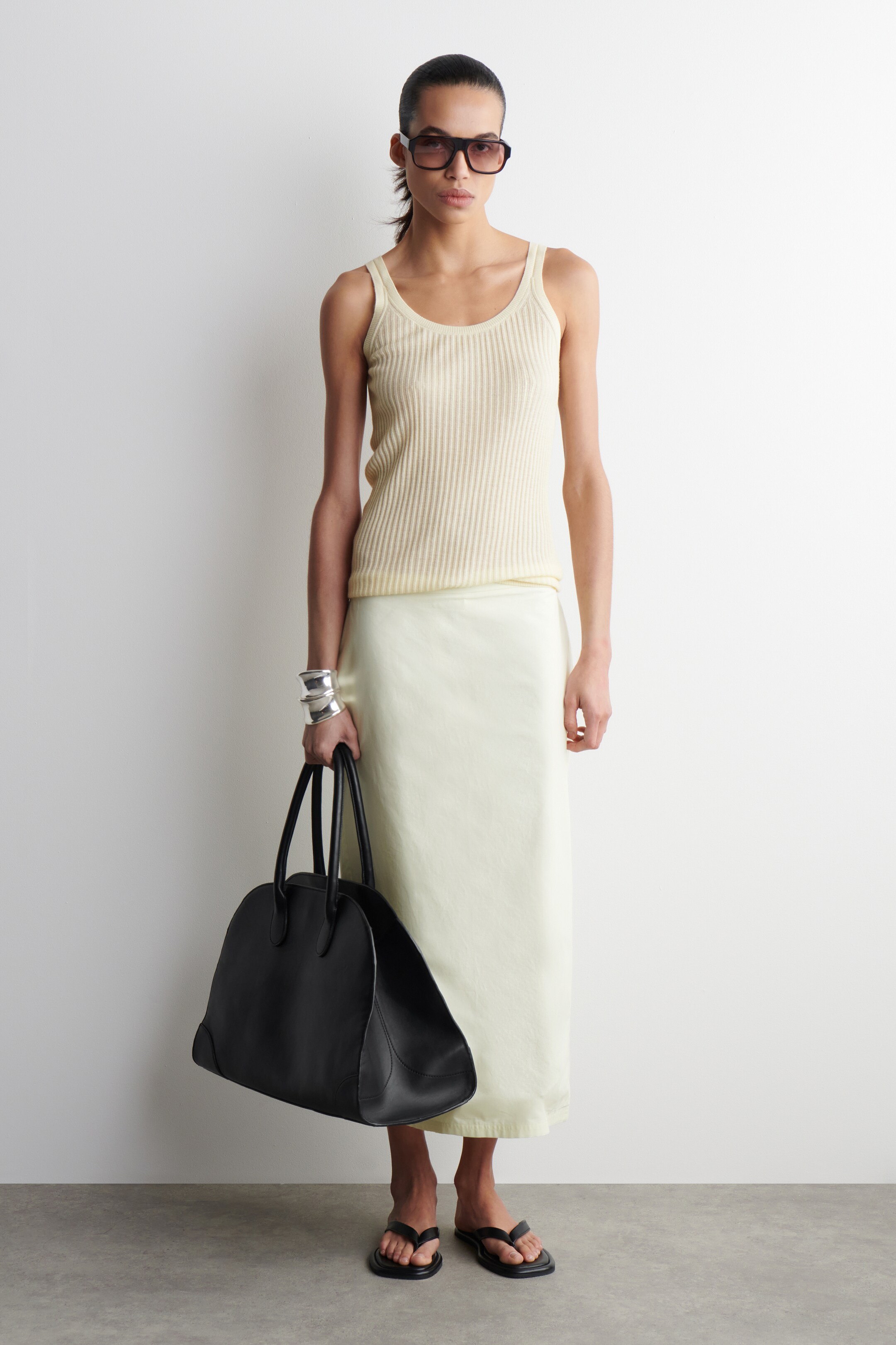 Zobacz większy obraz: SKÓRZANA TORBA STUDIO TYPU BOWLING BAG - CZARNA SKÓRA - ONA | H&M PL 3