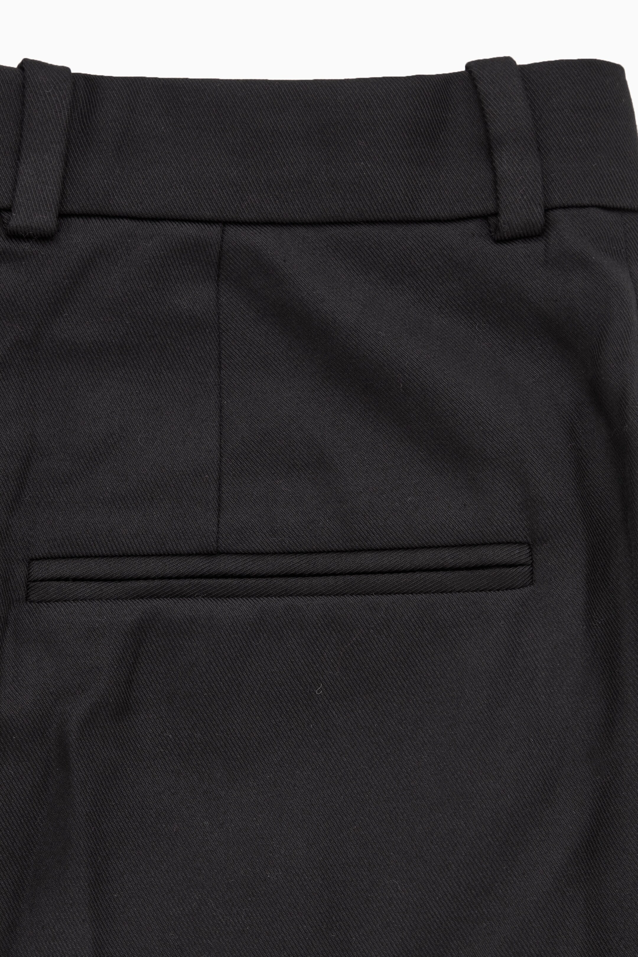 StillMedia/DescriptiveDetail