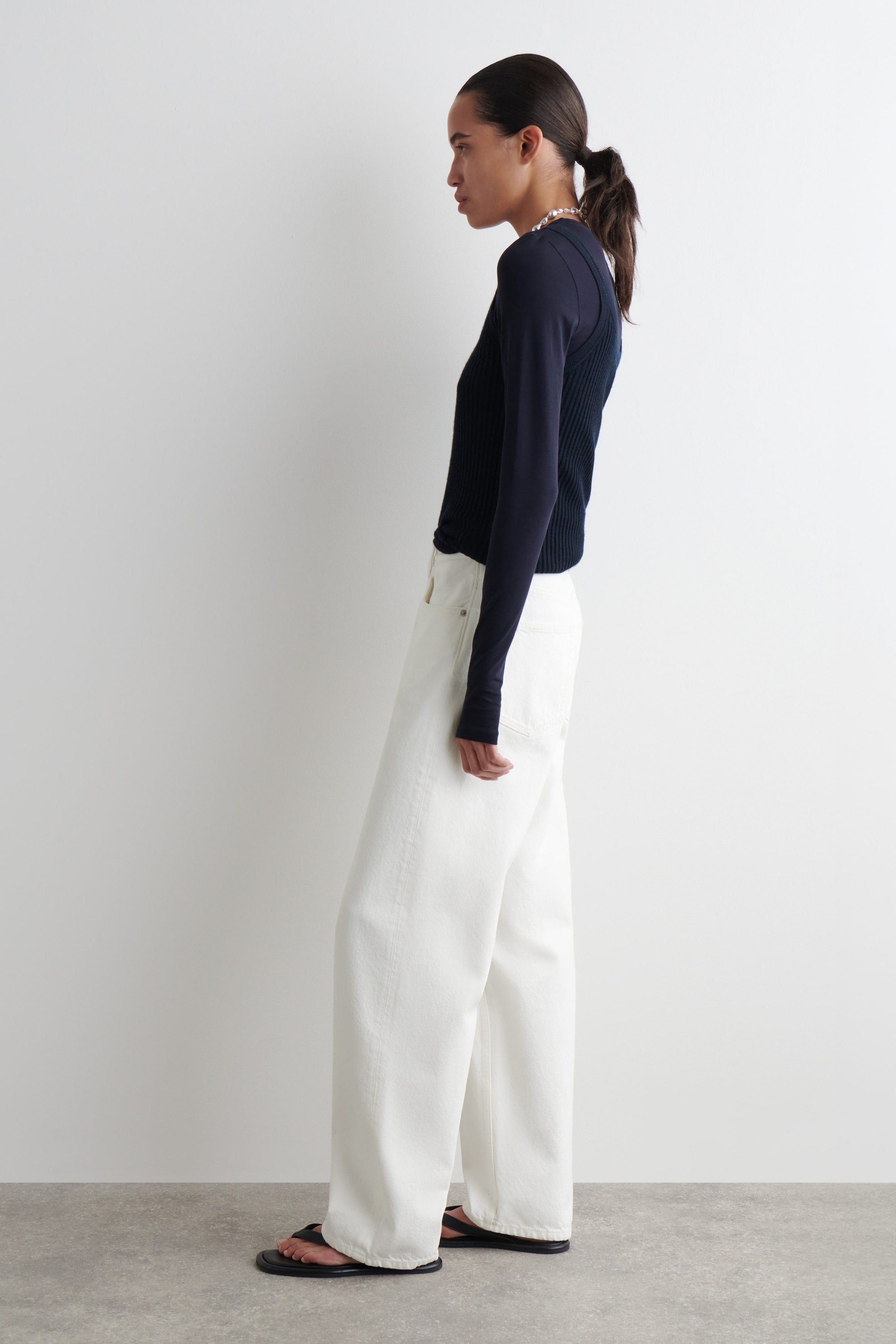 BAY BARREL-LEG JEANS