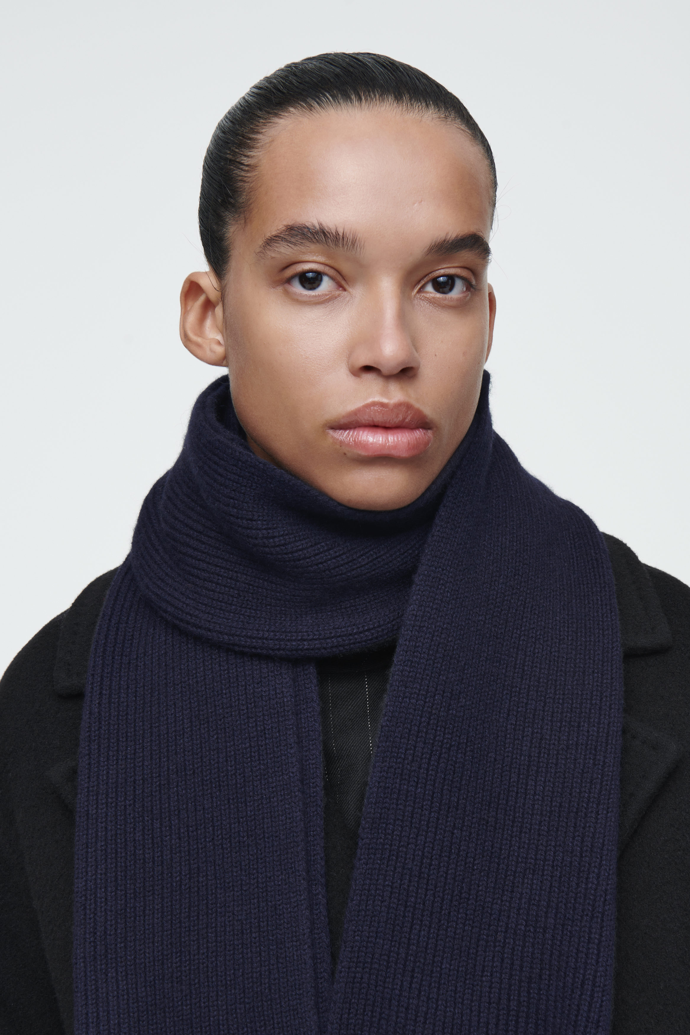 Women's Scarves | COS