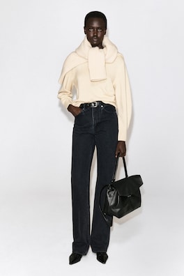 TRULLO FLAP BAG - LEATHER — BLACK 2