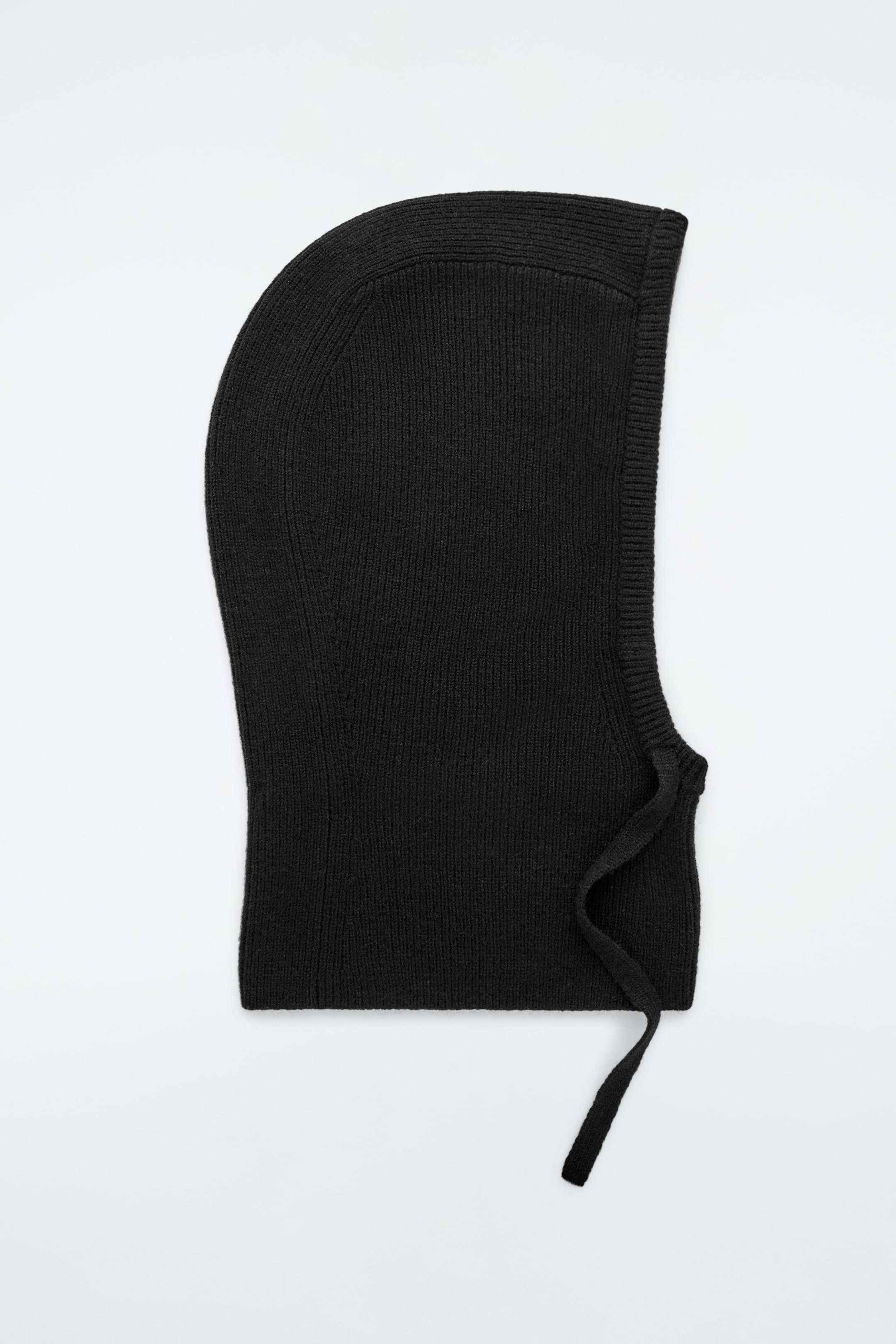 Ver imagen más grande: BALACLAVA EN CANALÉ DE LANA - NEGRO - MUJER | H&M ES 1
