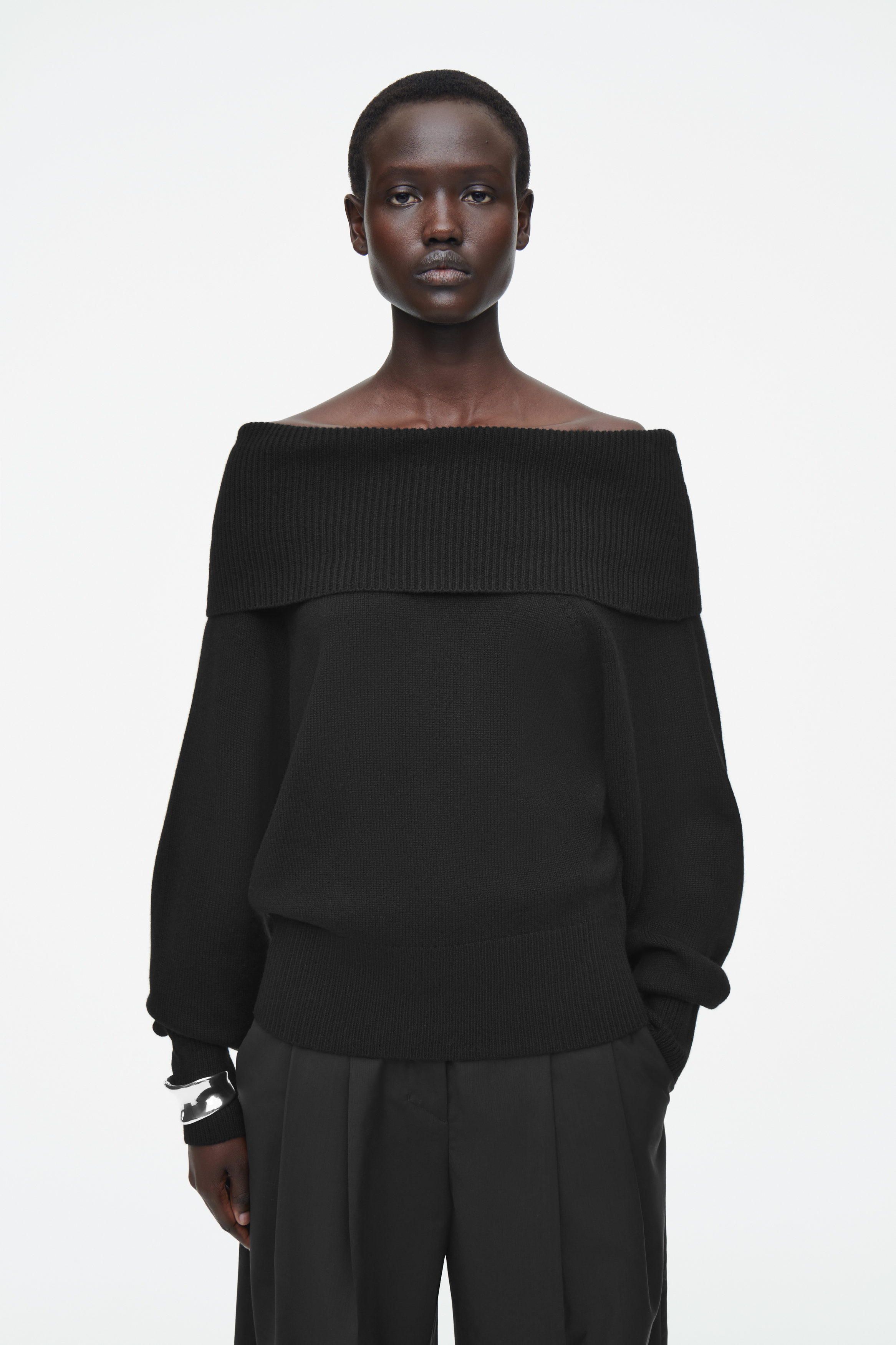 トップス dich henderson OFF SHOULDER SWEAT BLACK dich henderson OFF SHOULDER SWEAT BLACK