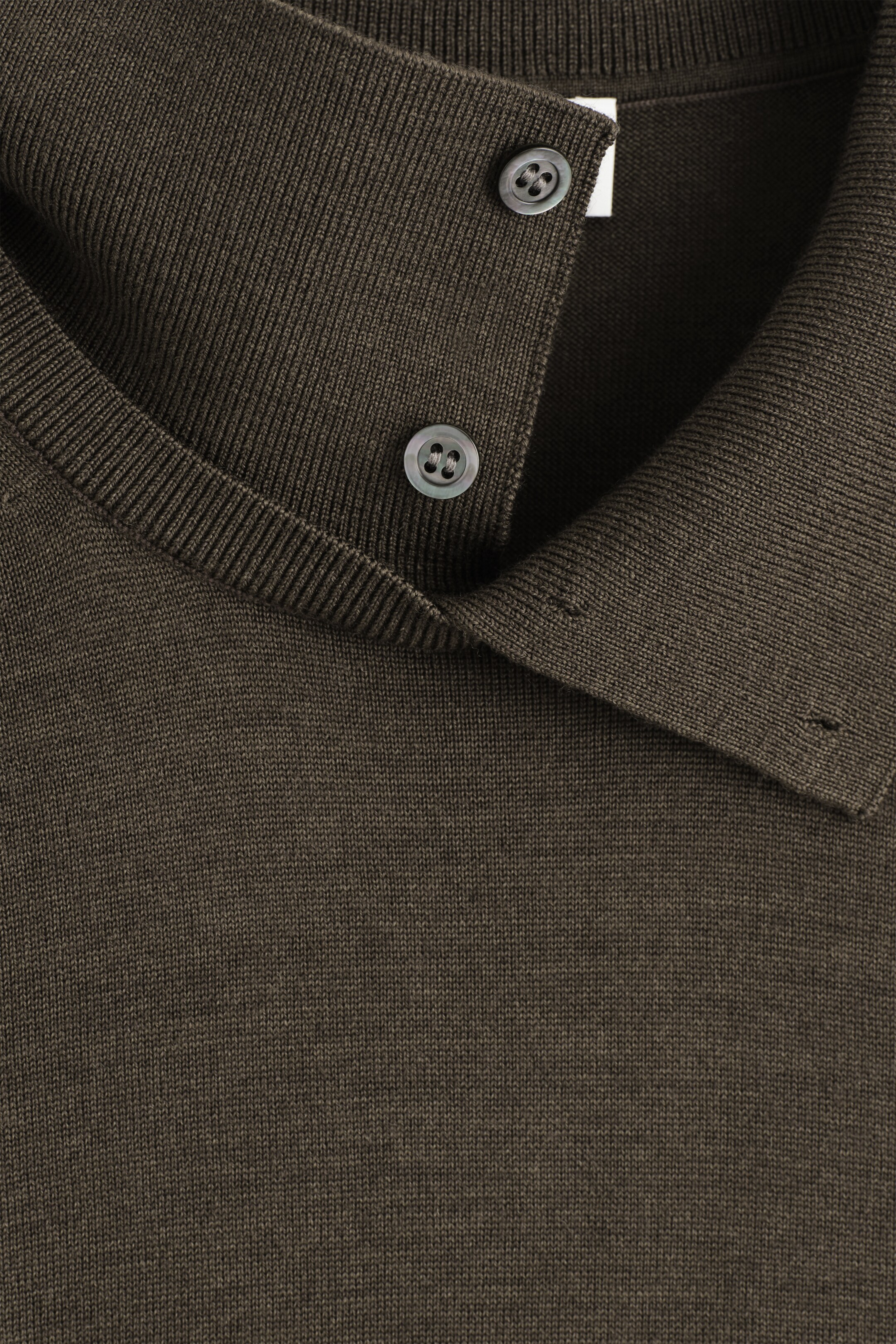 Ingrandisci l'immagine: MERINO WOOL BUTTON-COLLAR JUMPER - BROWN - UOMO | H&M CH 7