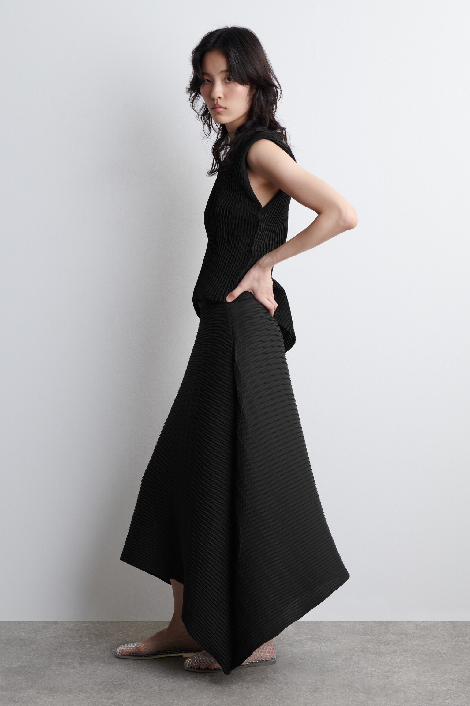 FALDA MIDI PLISADA VOLUMINOSA - NEGRO - 6