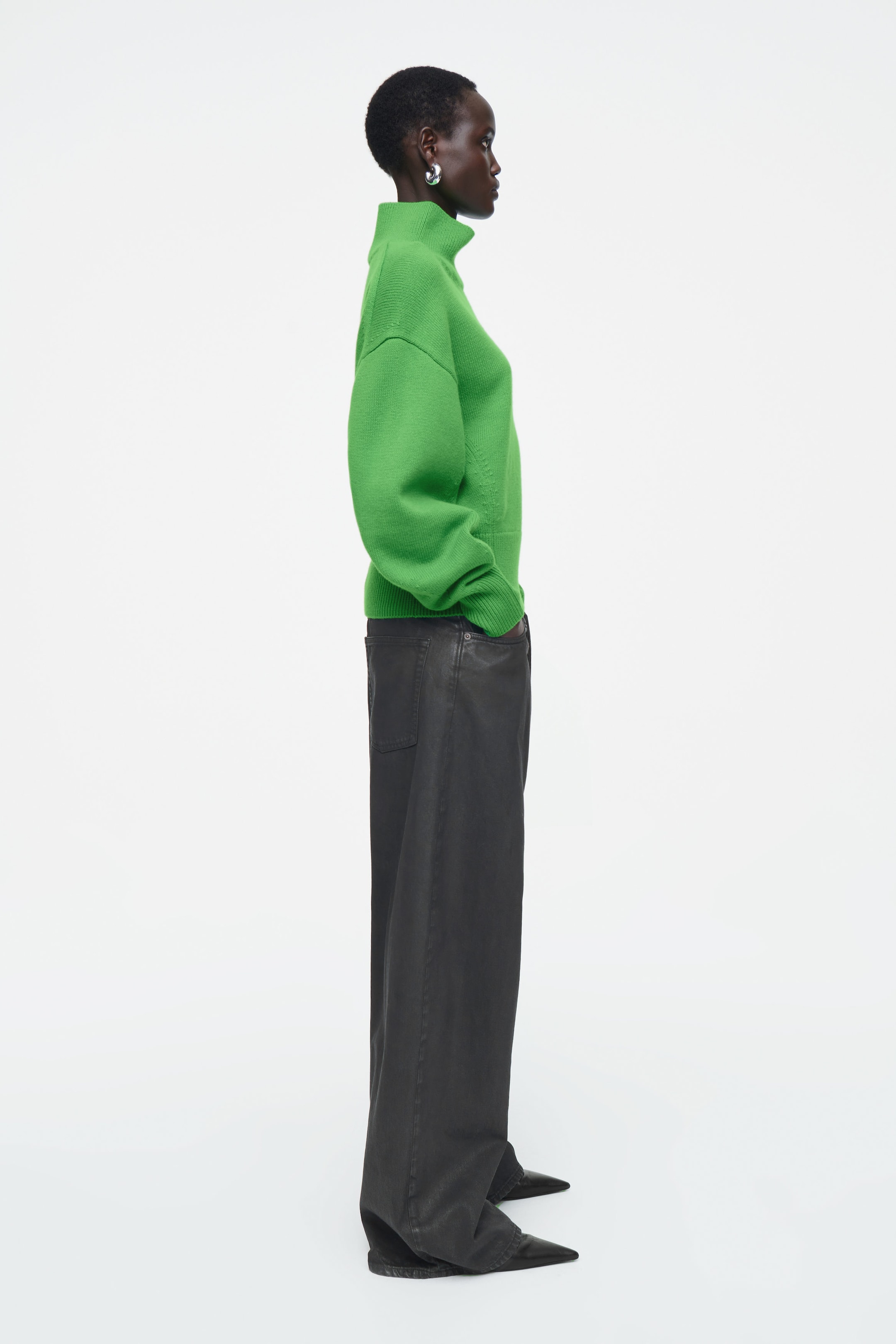 FUNNEL-NECK WAISTED WOOL JUMPER