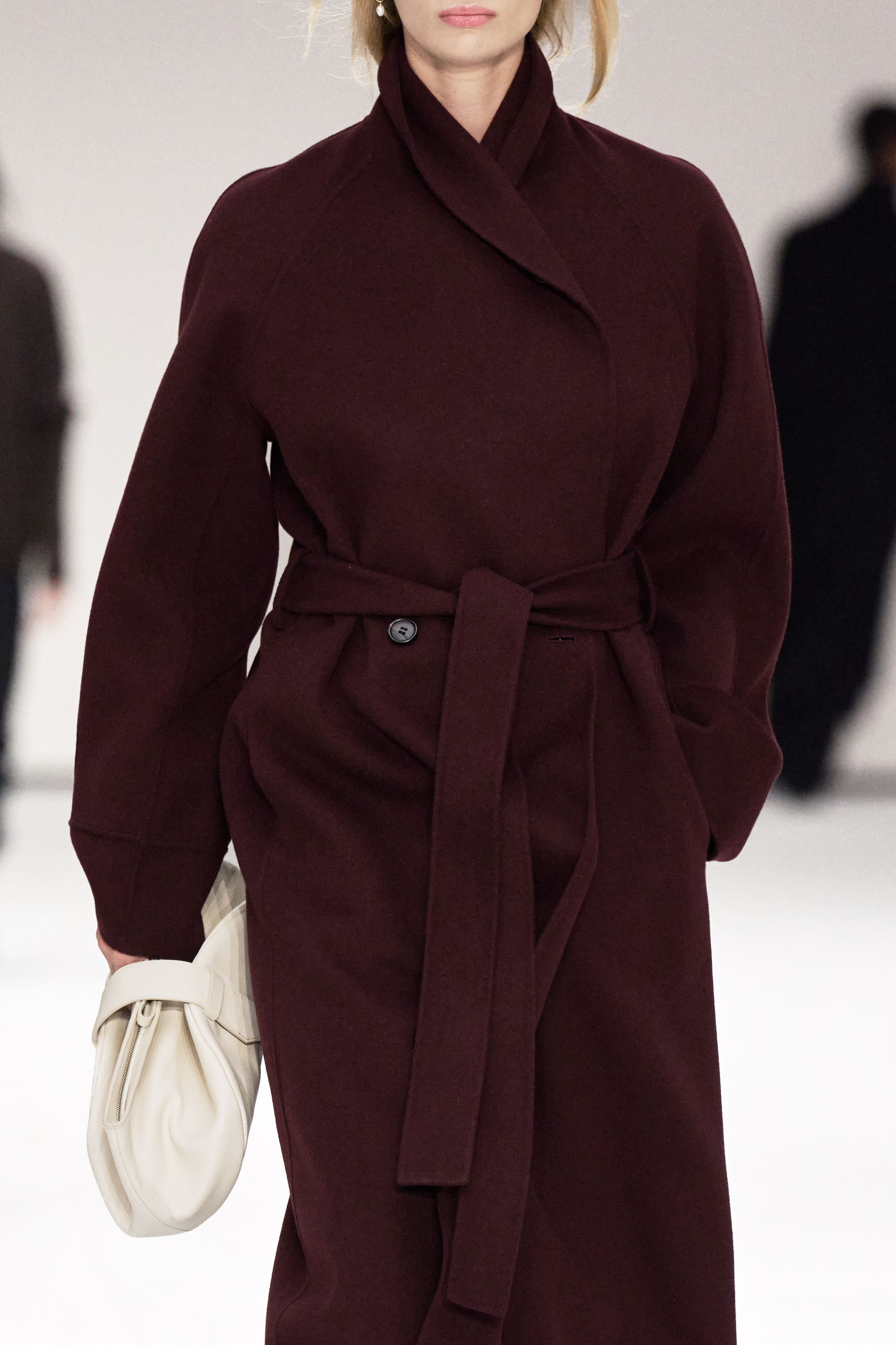 BELTED DOUBLE-FACED WOOL LONG COAT - BURGUNDY | COS US