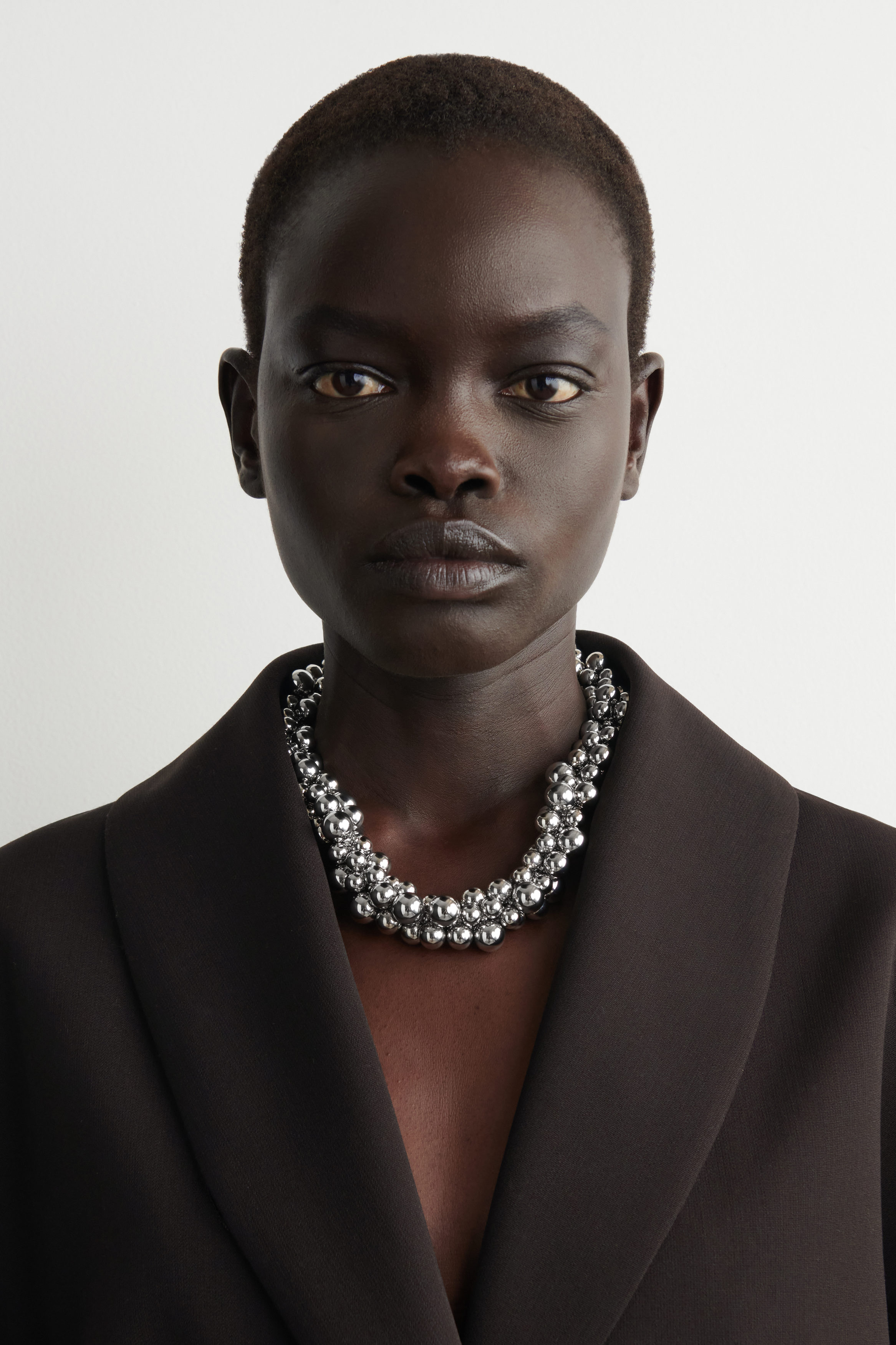 CHUNKY CLUSTER NECKLACE - SILVER | COS US