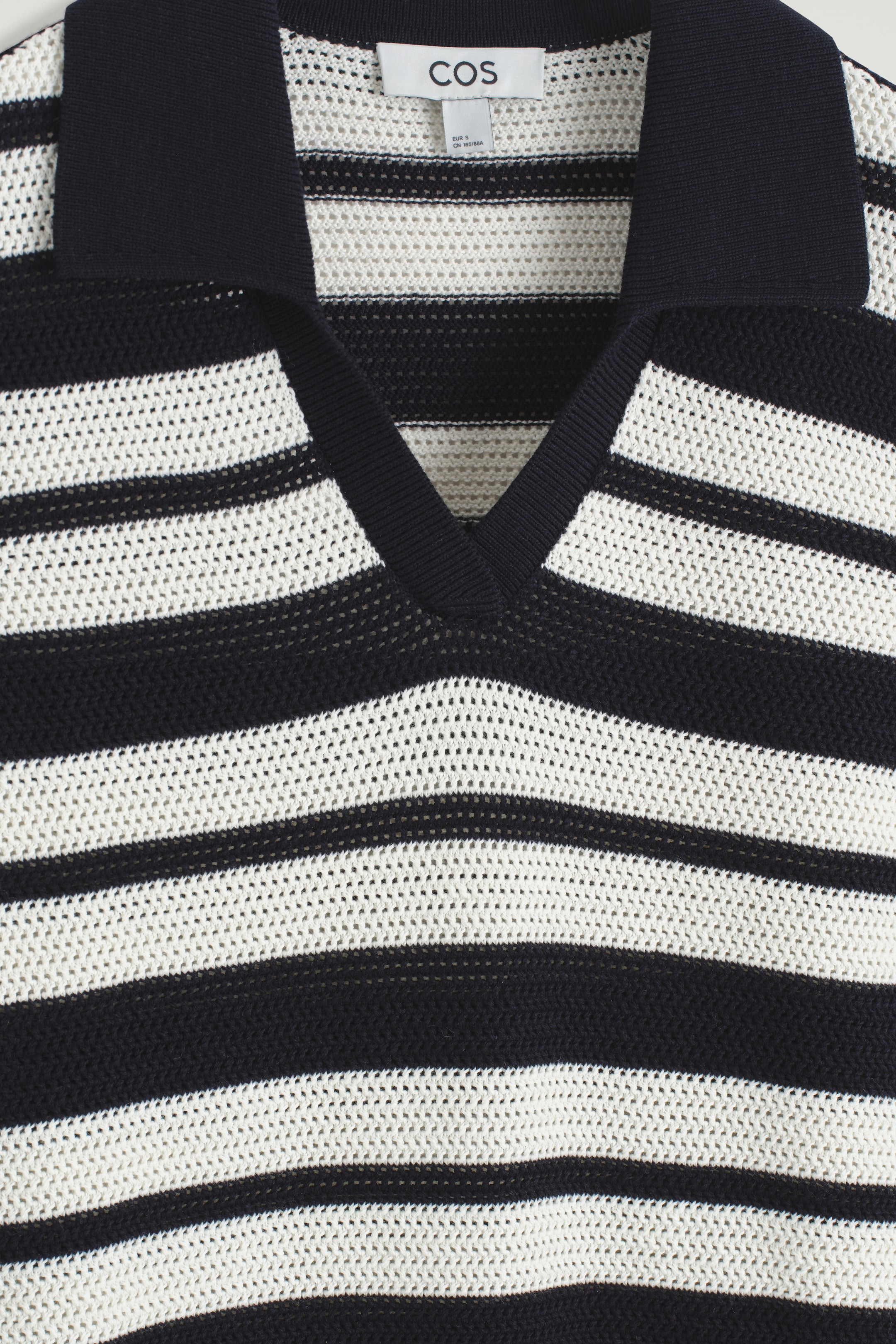 Agrandir l'image: ROBE COURTE FAÇON POLO EN MAILLE AJOURÉE - BLANC / RAYURES - FEMME | H&M FR 6