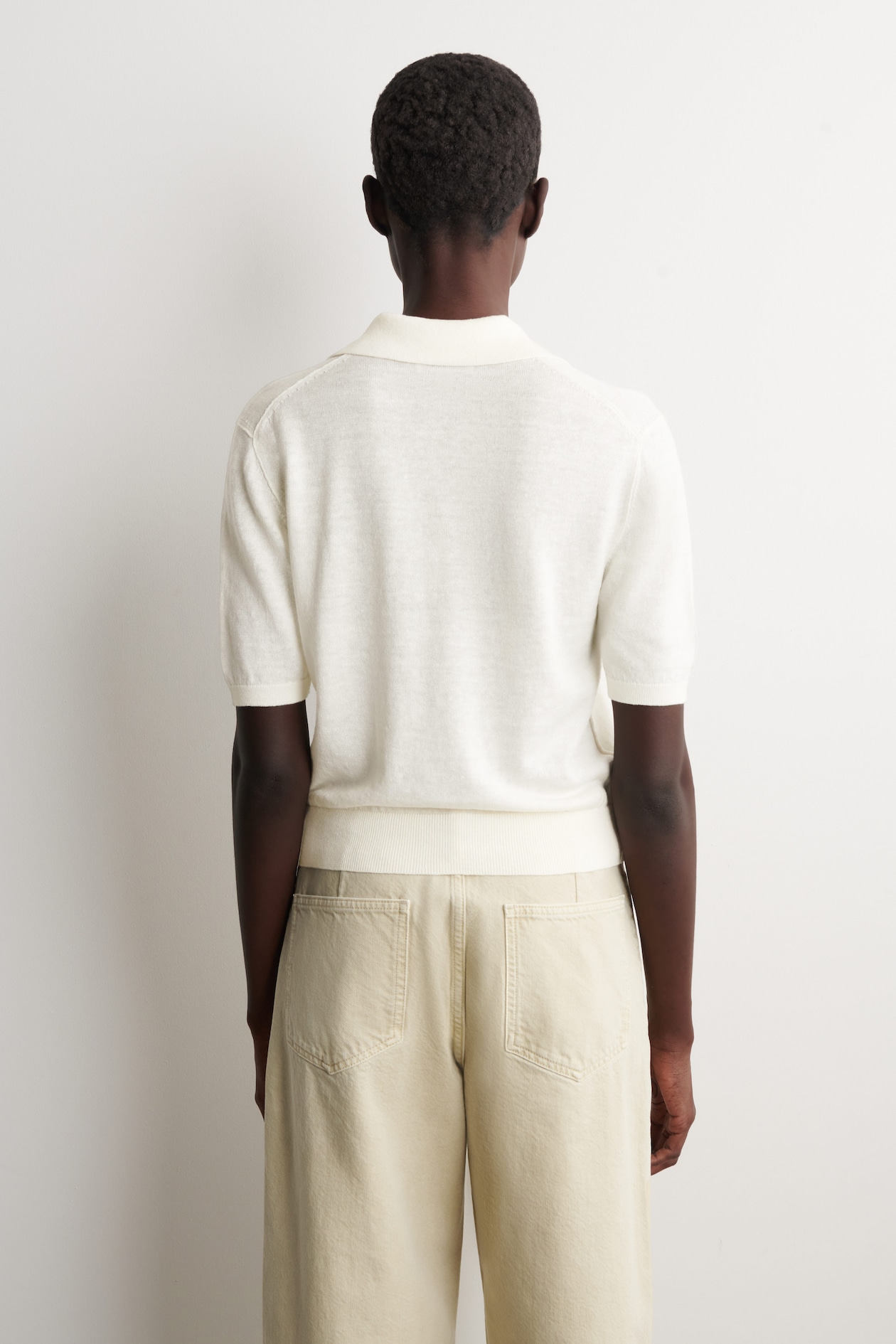 KNITTED LINEN-MERINO POLO SHIRT — CREAM