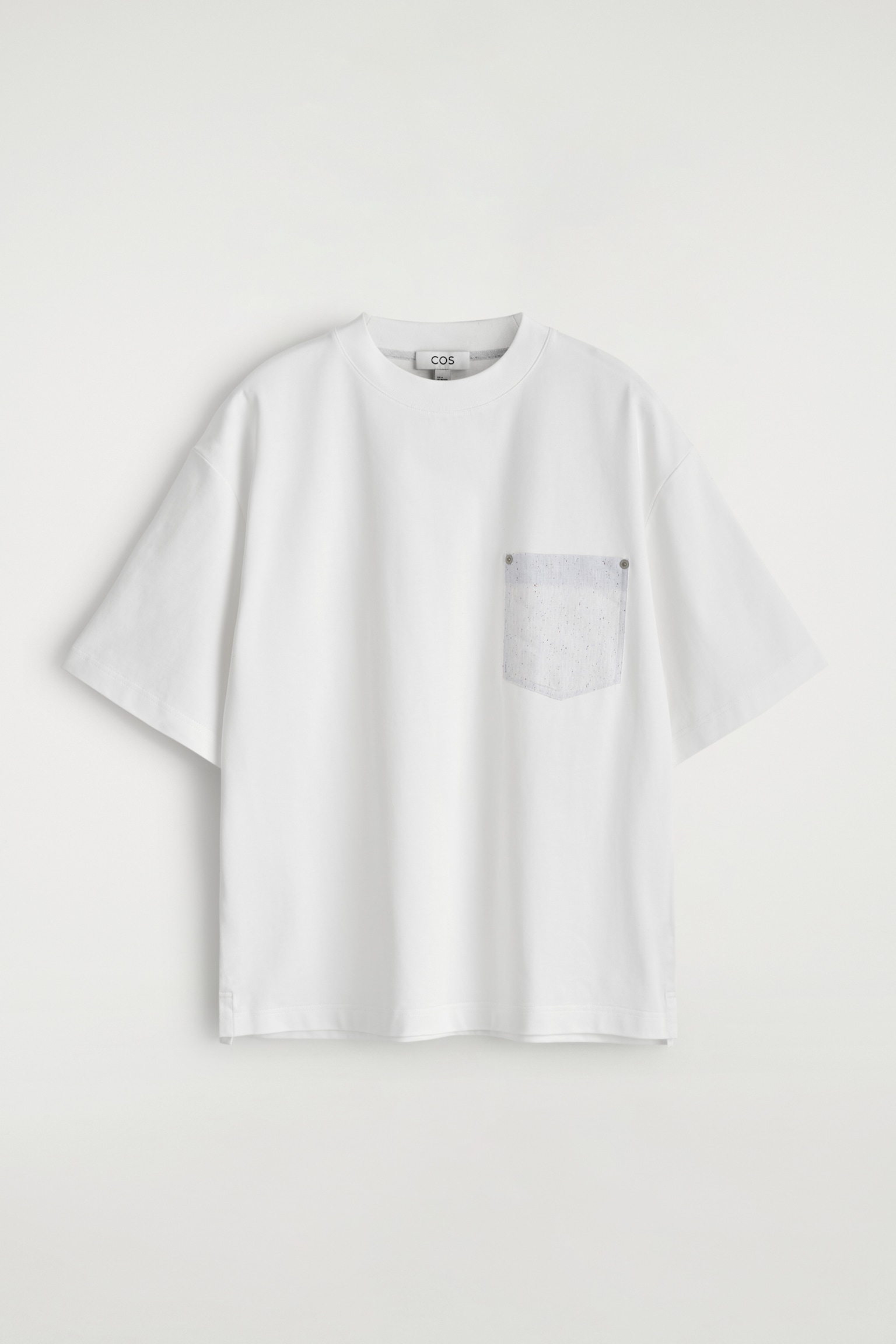CAMISETA OVERSIZE CON BOLSILLO DE LINO - BLANCO - 2