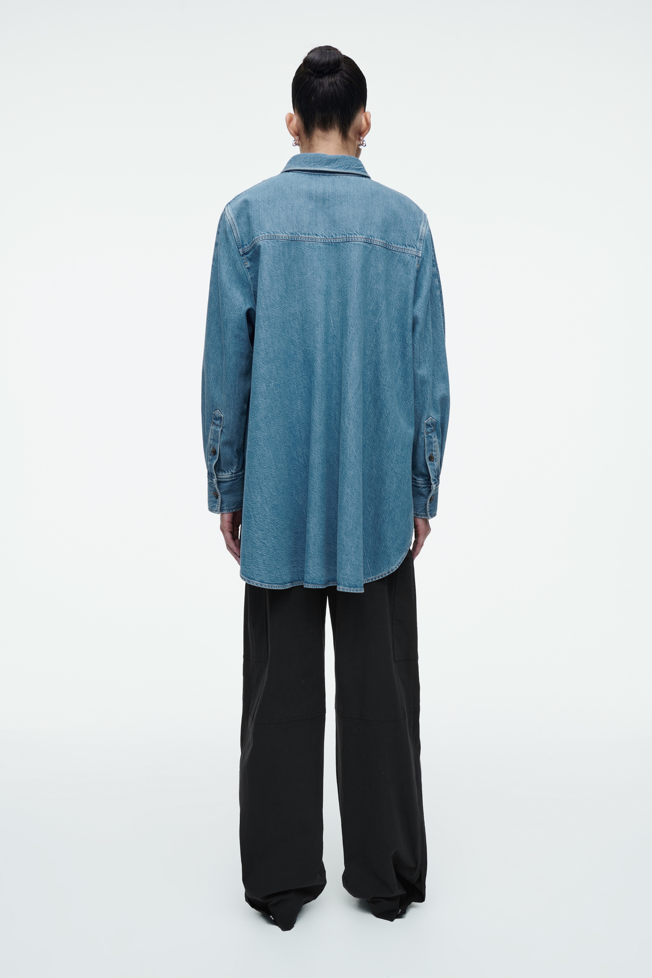 Ingrandisci l'immagine: RELAXED DENIM SHIRT - BLUE - DONNA | H&M CH 3