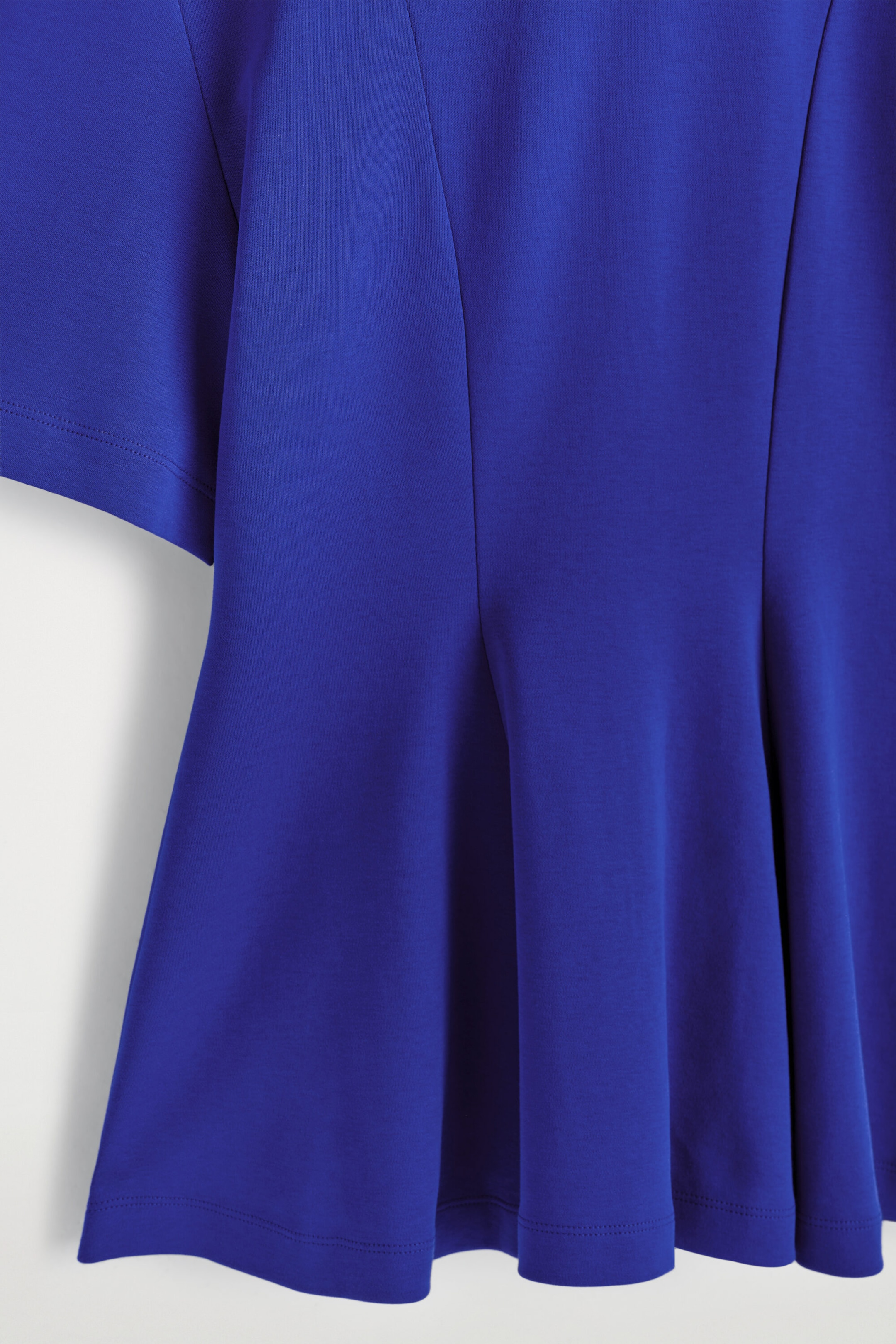 StillMedia/DescriptiveDetail