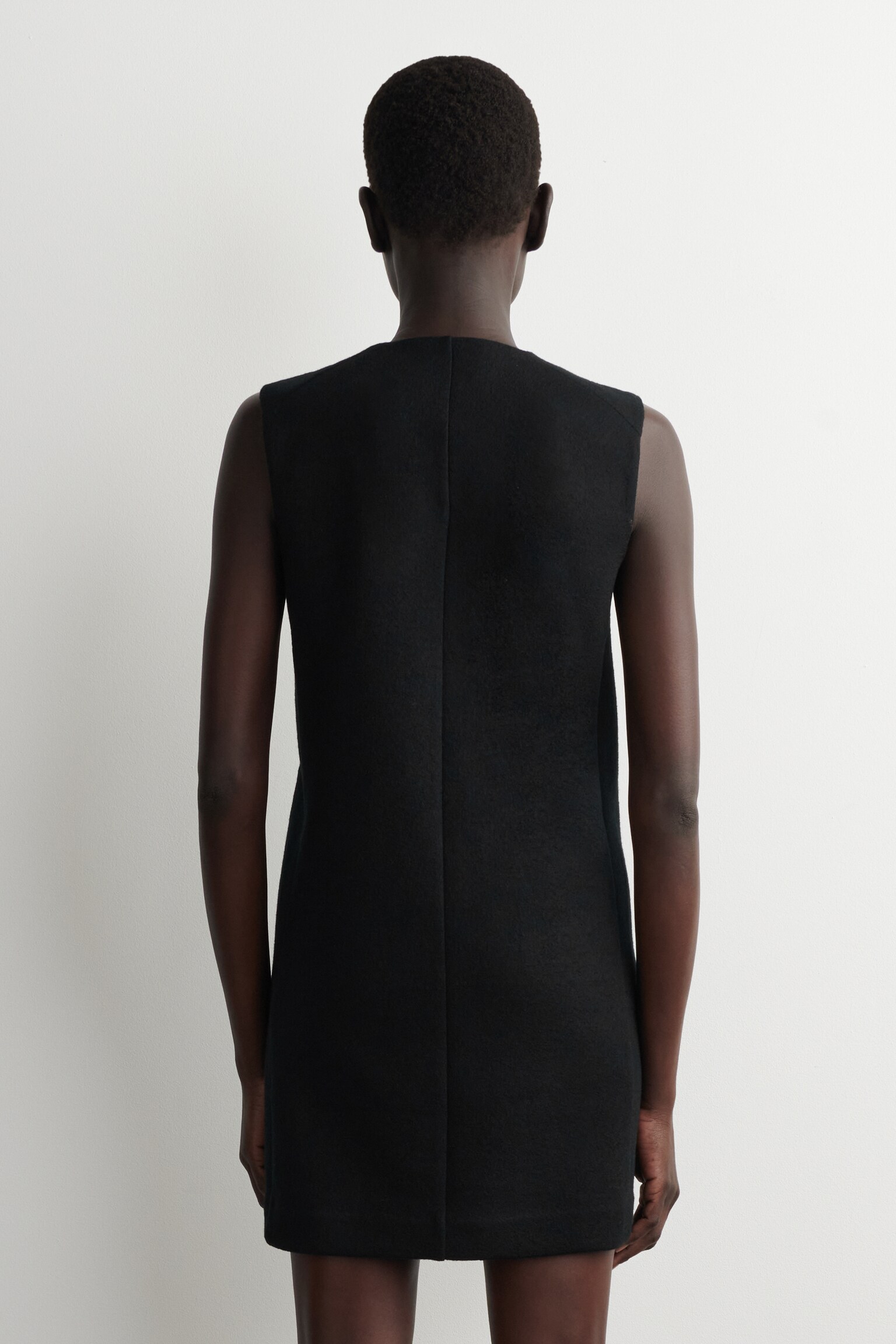 MERINO WOOL BUTTONED SHIFT MINI DRESS - BLACK/BÉŽOVÝ MELÍR - 3