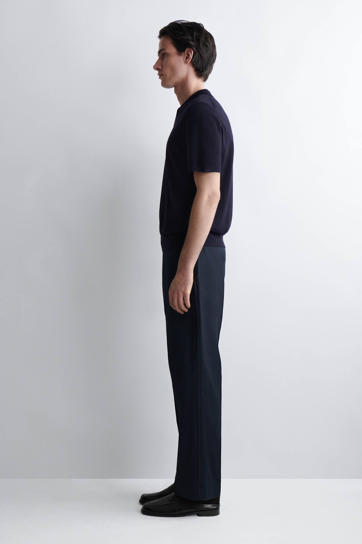 OPEN-COLLAR MERINO WOOL POLO SHIRT - כחול כהה/KHAKI - 3